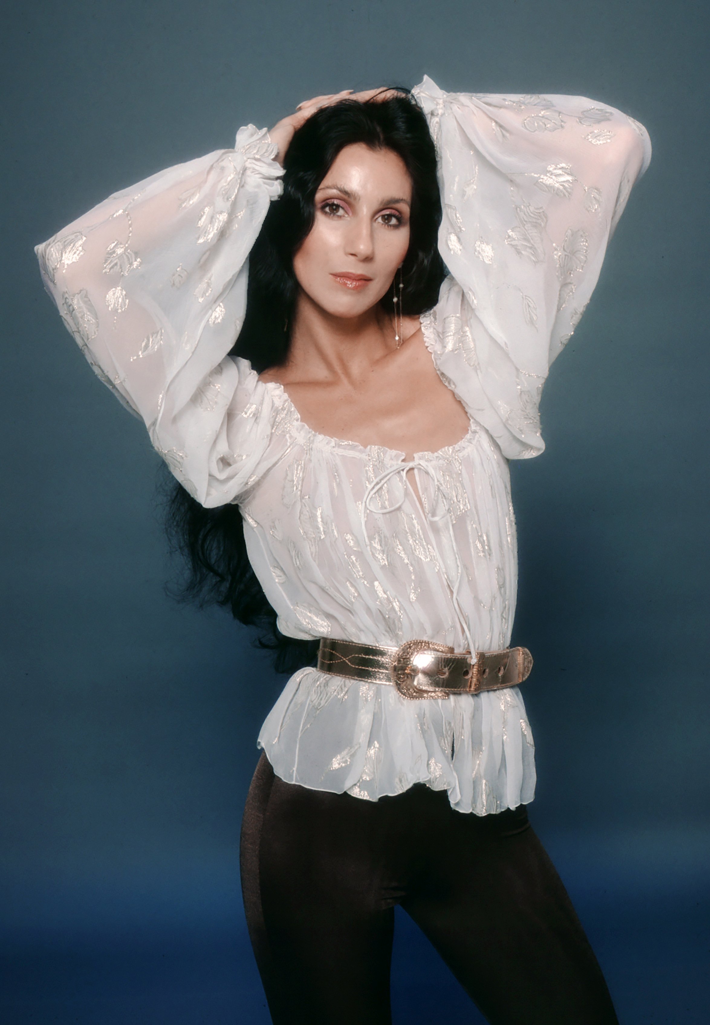 Cher posa para un retrato el 9 de marzo de 1978 en Los Ángeles, California | Fuente: Getty Images