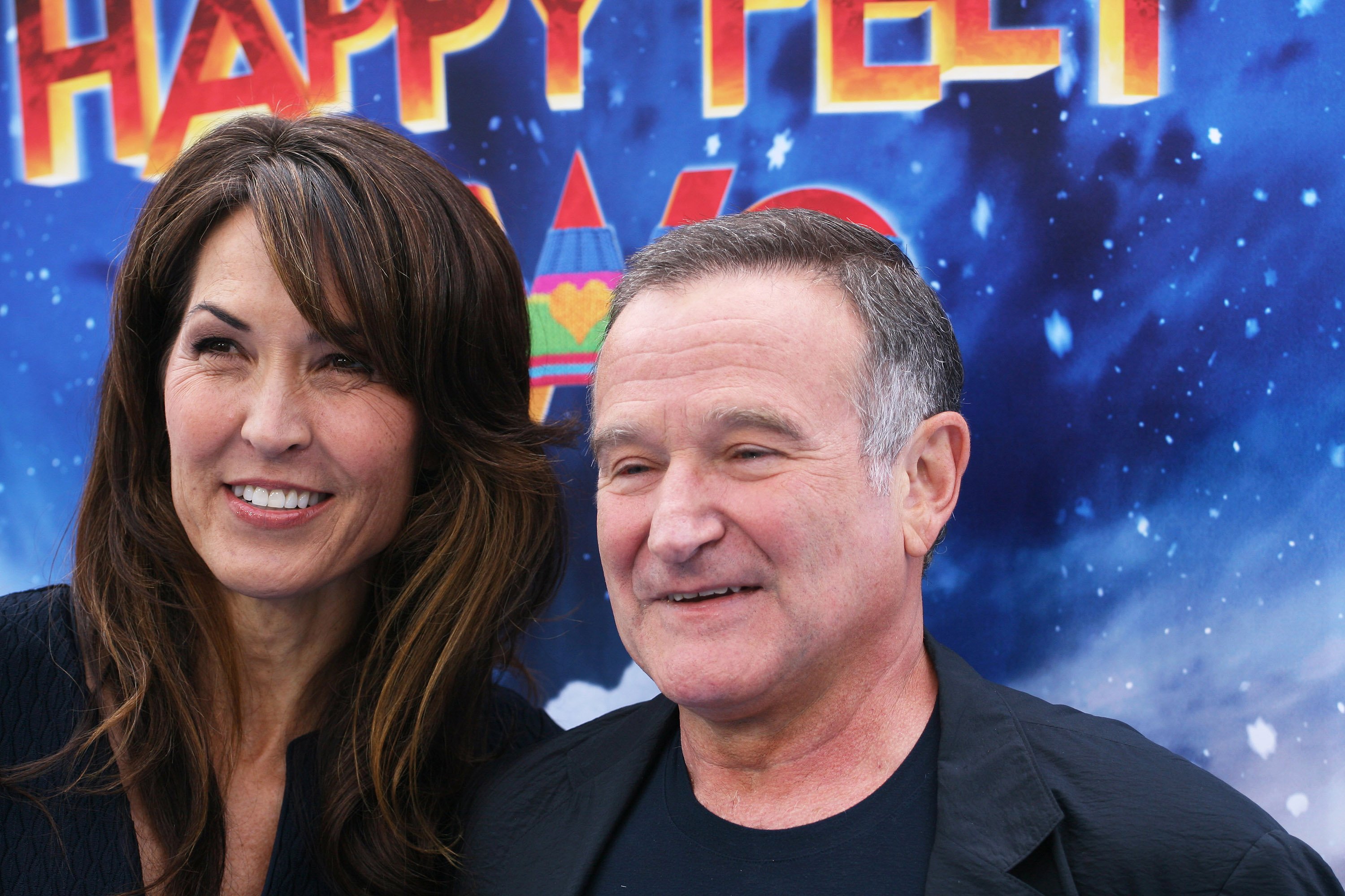 Robin Williams y Susan Schneider en el Grauman's Chinese Theatre, el 13 de noviembre de 2011 en Hollywood, California. | Foto: Getty Images