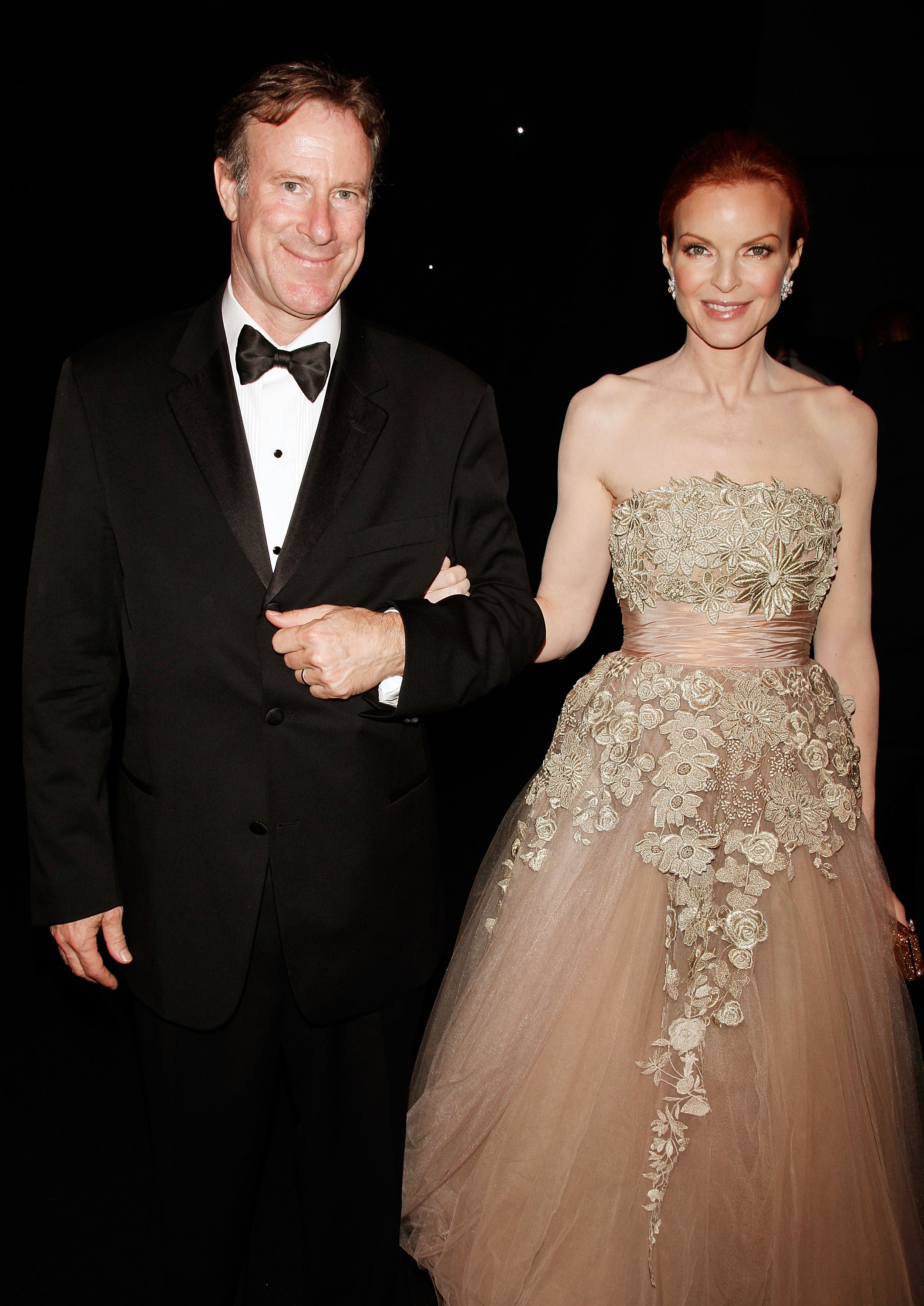 Tom Mahoney y Marcia Cross en el Governors Ball de la 60ª edición de los Primetime Emmy Awards el 21 de septiembre de 2008, en Los Ángeles, California. | Fuente: Getty Images