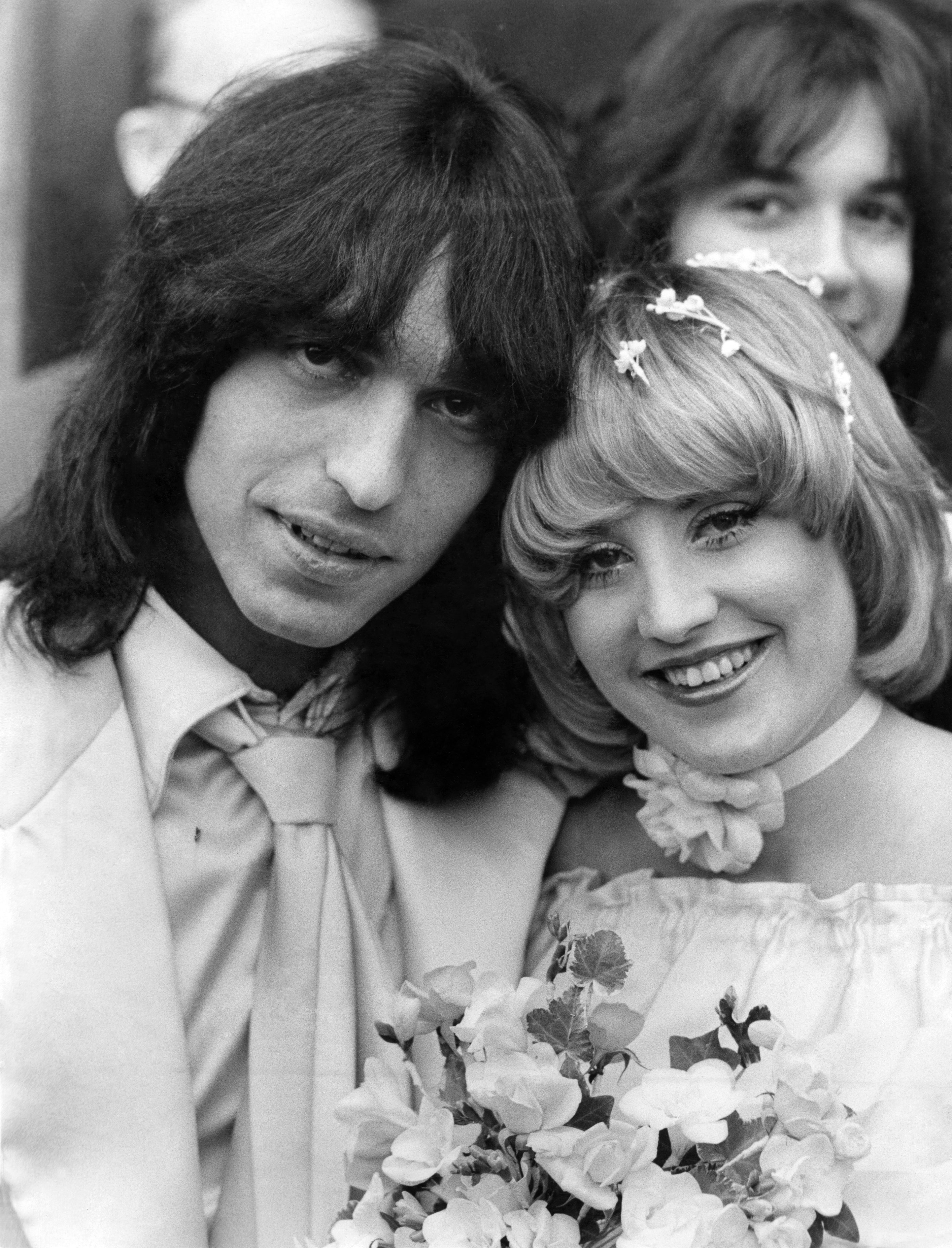 Jake Hooker y Lorna Luft el día de su boda, el 14 de febrero de 1977 | Fuente: Getty Images