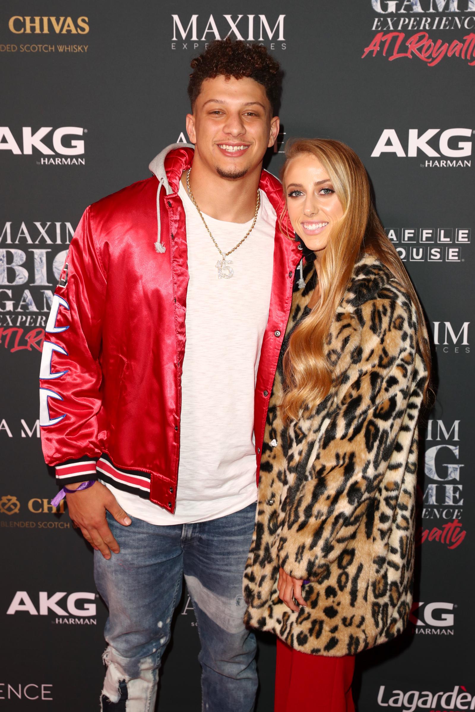 Patrick Mahomes y Brittany Mahomes asisten a The Maxim Big Game Experience en The Fairmont el 02 de febrero de 2019, en Atlanta, Georgia. | Fuente: Getty Images