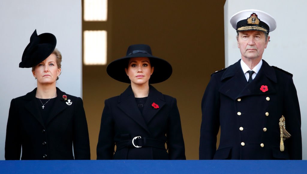 Meghan junto a la condesa de Wessex y el esposo de la princesa Anne. │Foto: Getty Images
