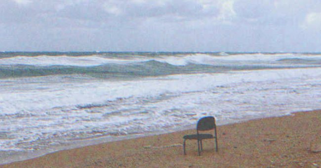 Una silla frente al mar | Foto: Shutterstock