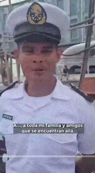 Los cadetes dan sus últimos mensajes antes de la colisión. | Foto: TikTok/latinus_us