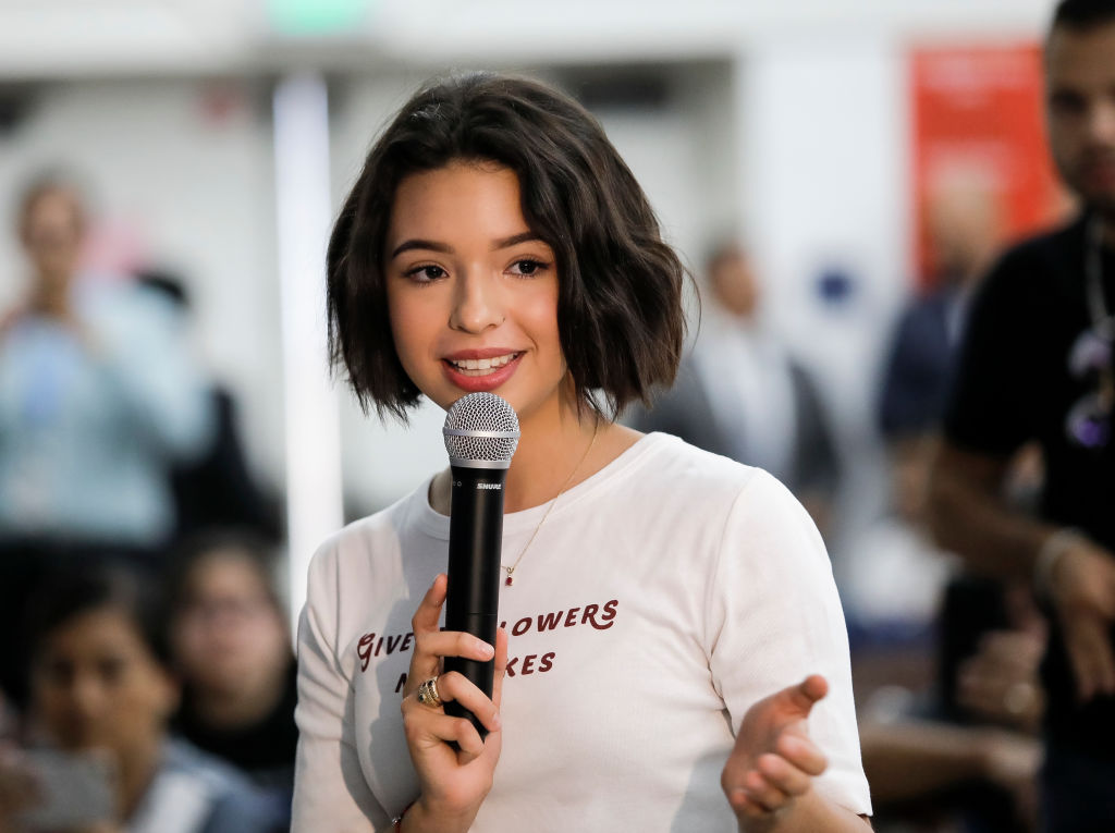 Ángela Aguilar asiste al evento Latin GRAMMY in the Schools Los Angeles 2019 el 11 de septiembre de 2019 en Los Ángeles, California.