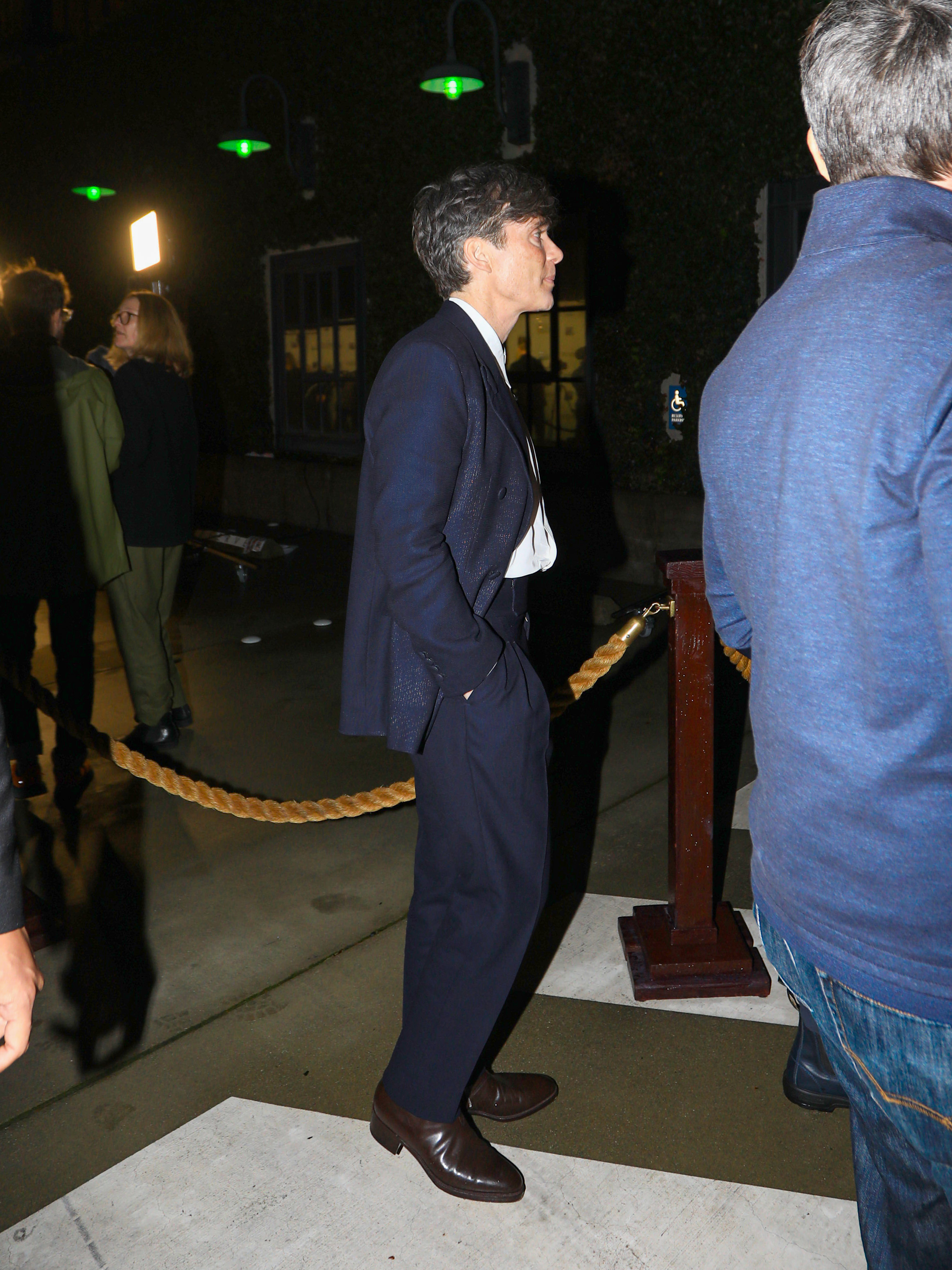 Cillian Murphy visto asistiendo a los Premios Oscar Wilde 2024 de la Alianza EE.UU.-Irlanda en Los Ángeles, California, el 7 de marzo de 2024 | Fuente: Getty Images