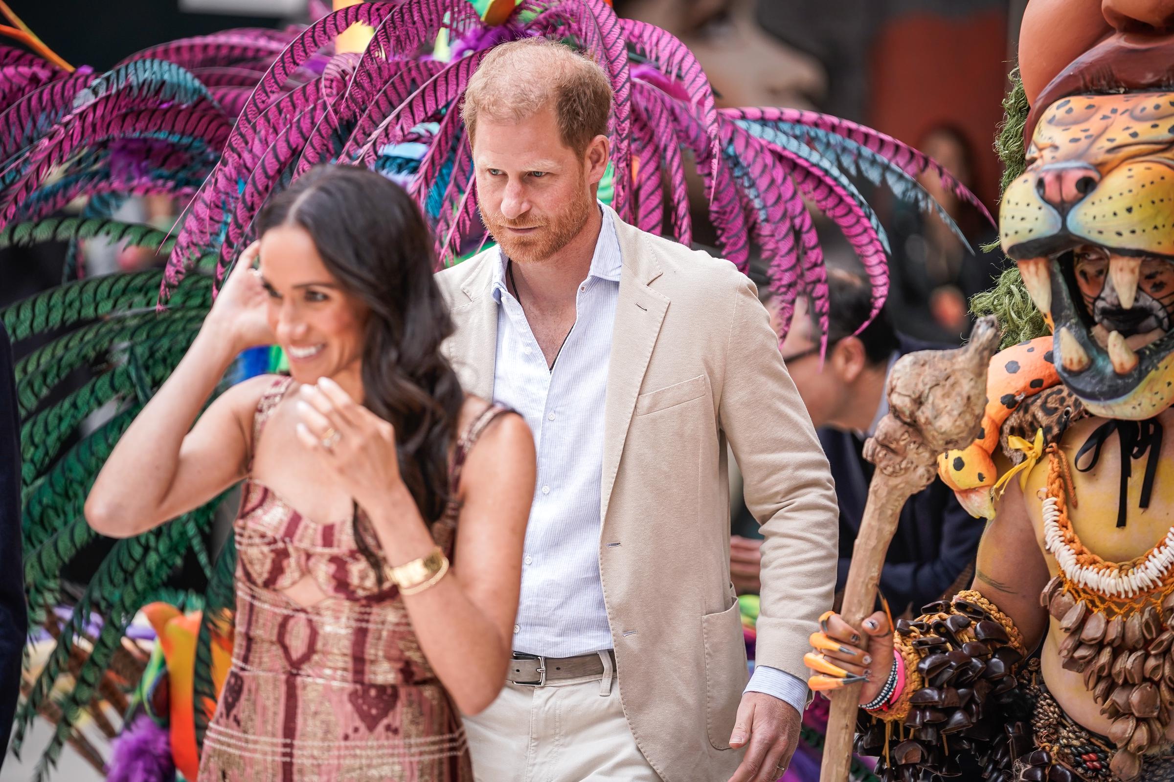 Meghan, duquesa de Sussex, y el príncipe Harry, duque de Sussex, durante su visita a Colombia el 15 de agosto de 2024 | Fuente: Getty Images