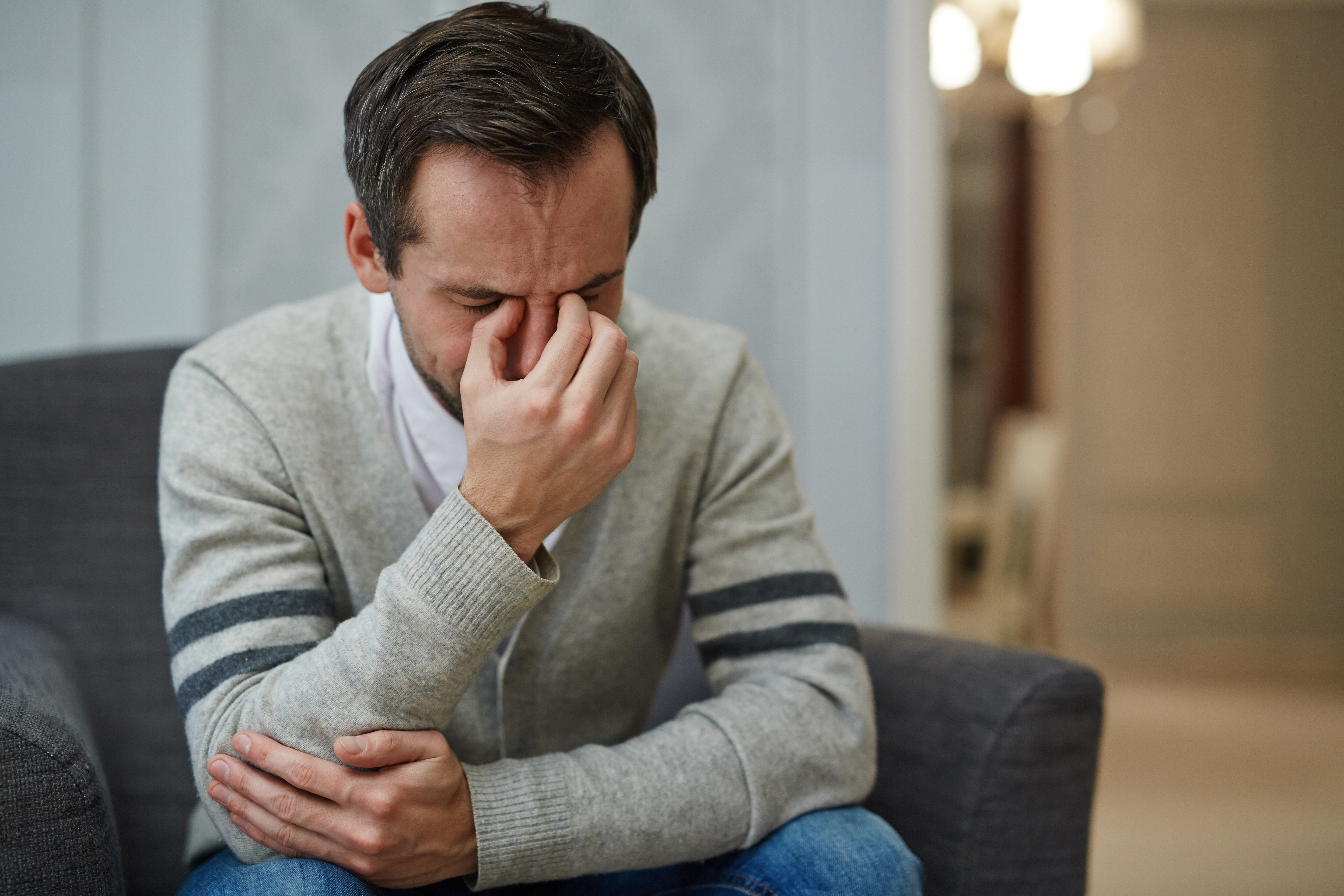 Un hombre llorando. | Foto: Shutterstock