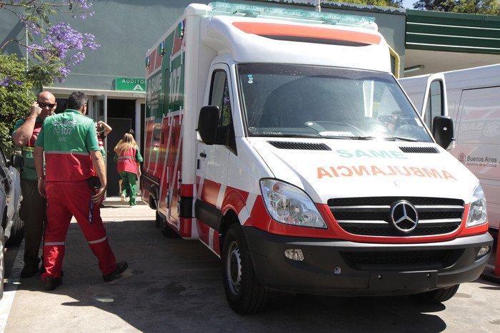 Ambulancia estacionada. | Imagen: Wikimedia Commons