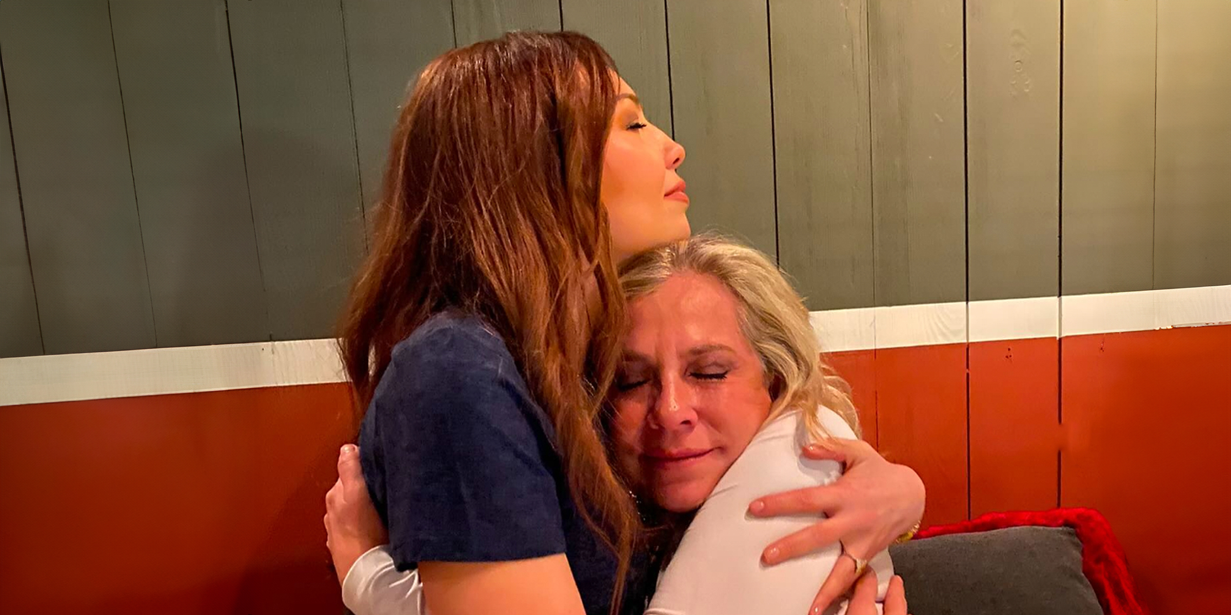 Thalía y Ernestina Sodi. | Foto: Instagram/thalia