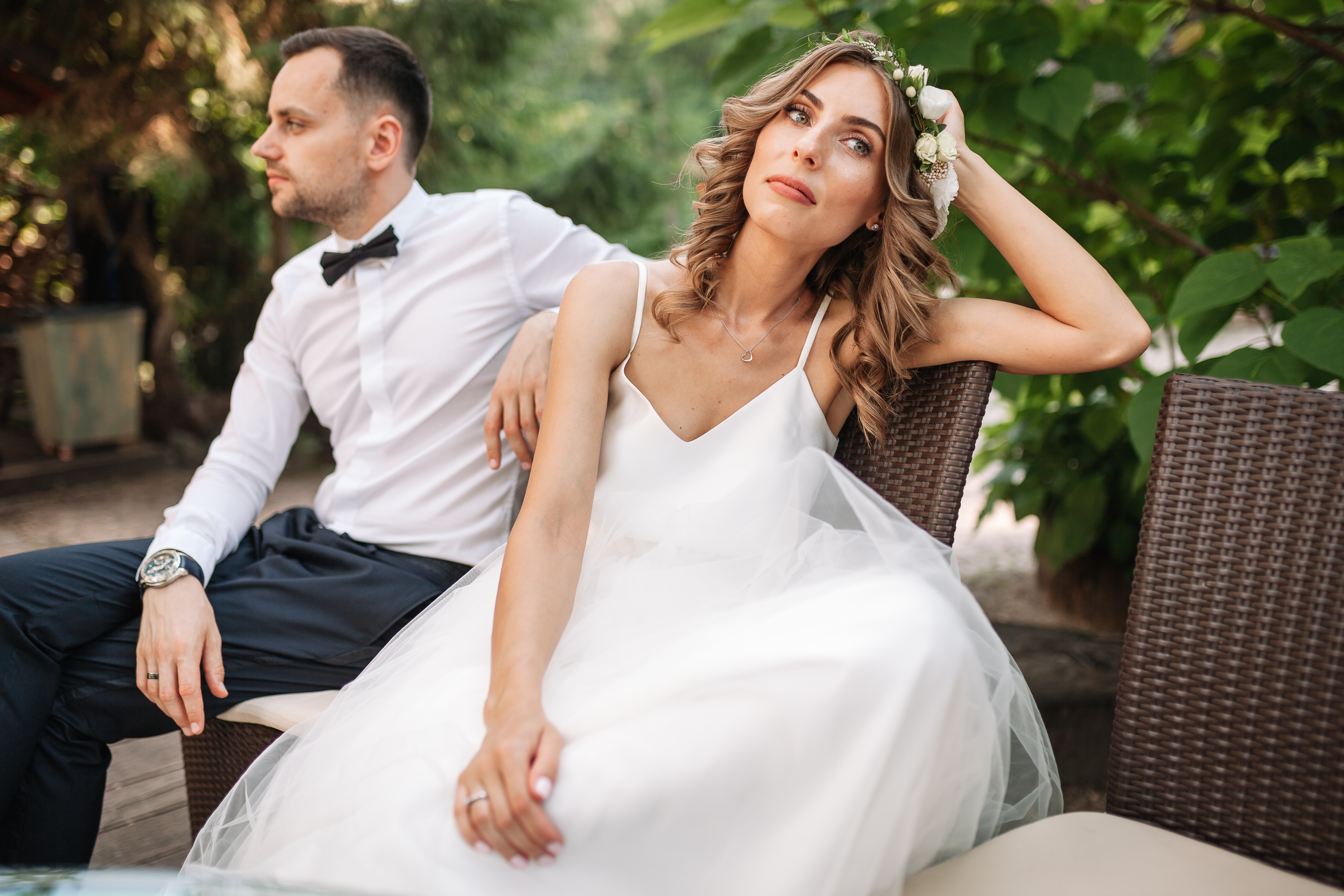 Una novia y un novio que no se hablan | Fuente: Shutterstock