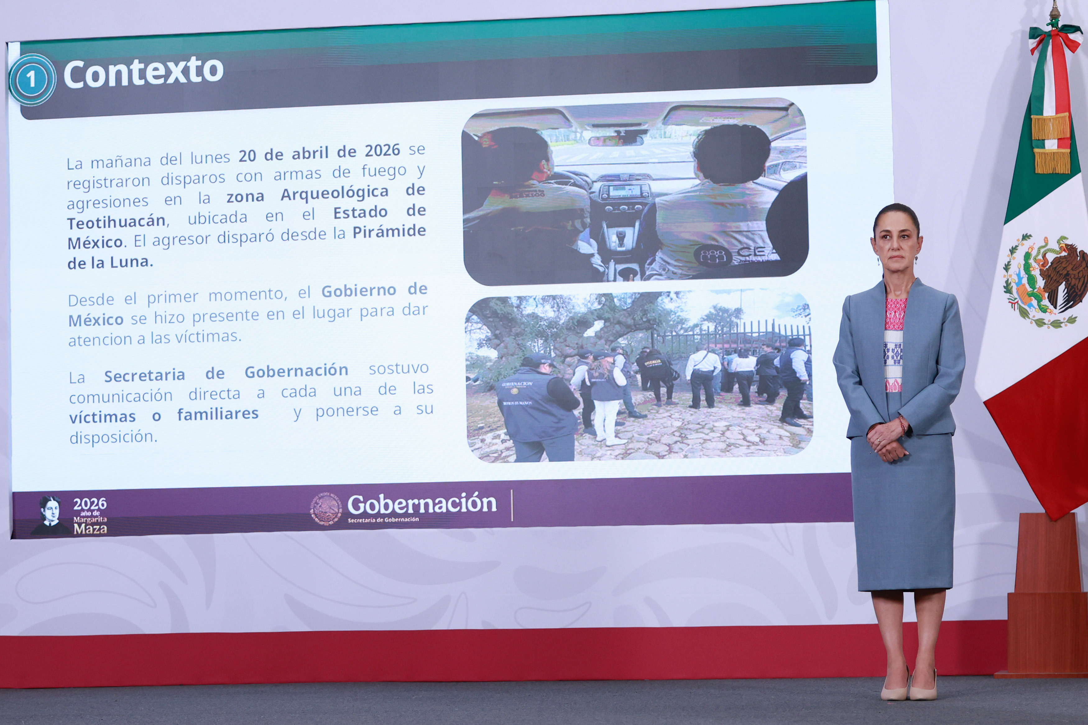 La presidenta mexicana Claudia Sheinbaum asiste a una conferencia de prensa tras el tiroteo en el sitio arqueológico de Teotihuacán, en el Palacio Nacional, en la Ciudad de México, México, el 20 de abril de 2026. | Fuente: Getty Images.