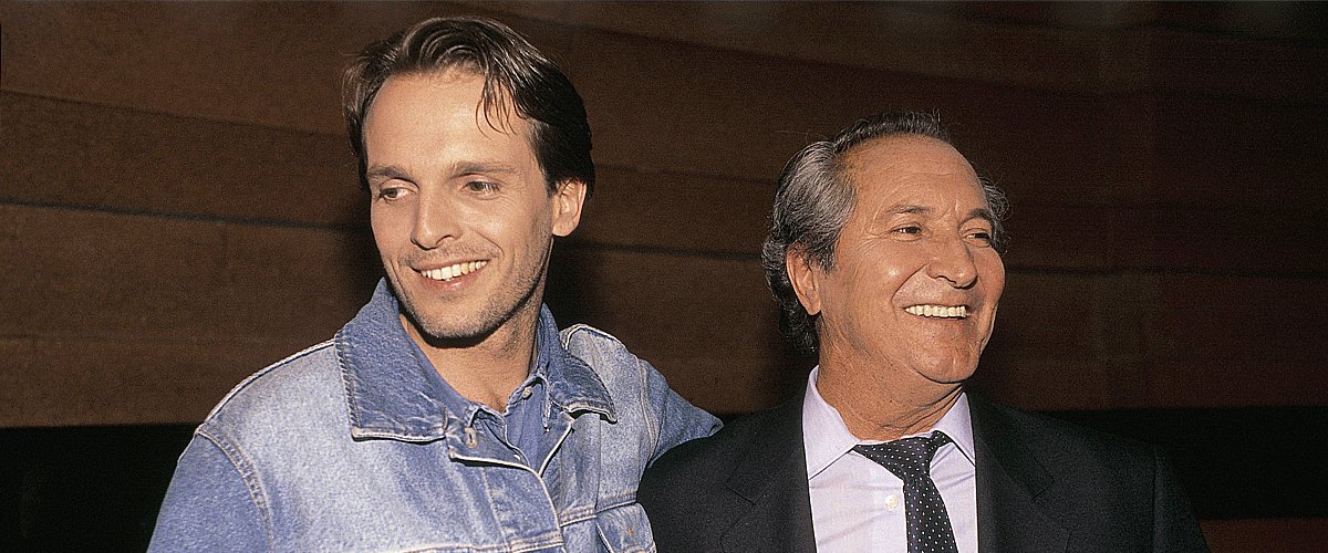 Miguel Bosé junto a su tío Domingo Dominguín. | Foto: Getty Images