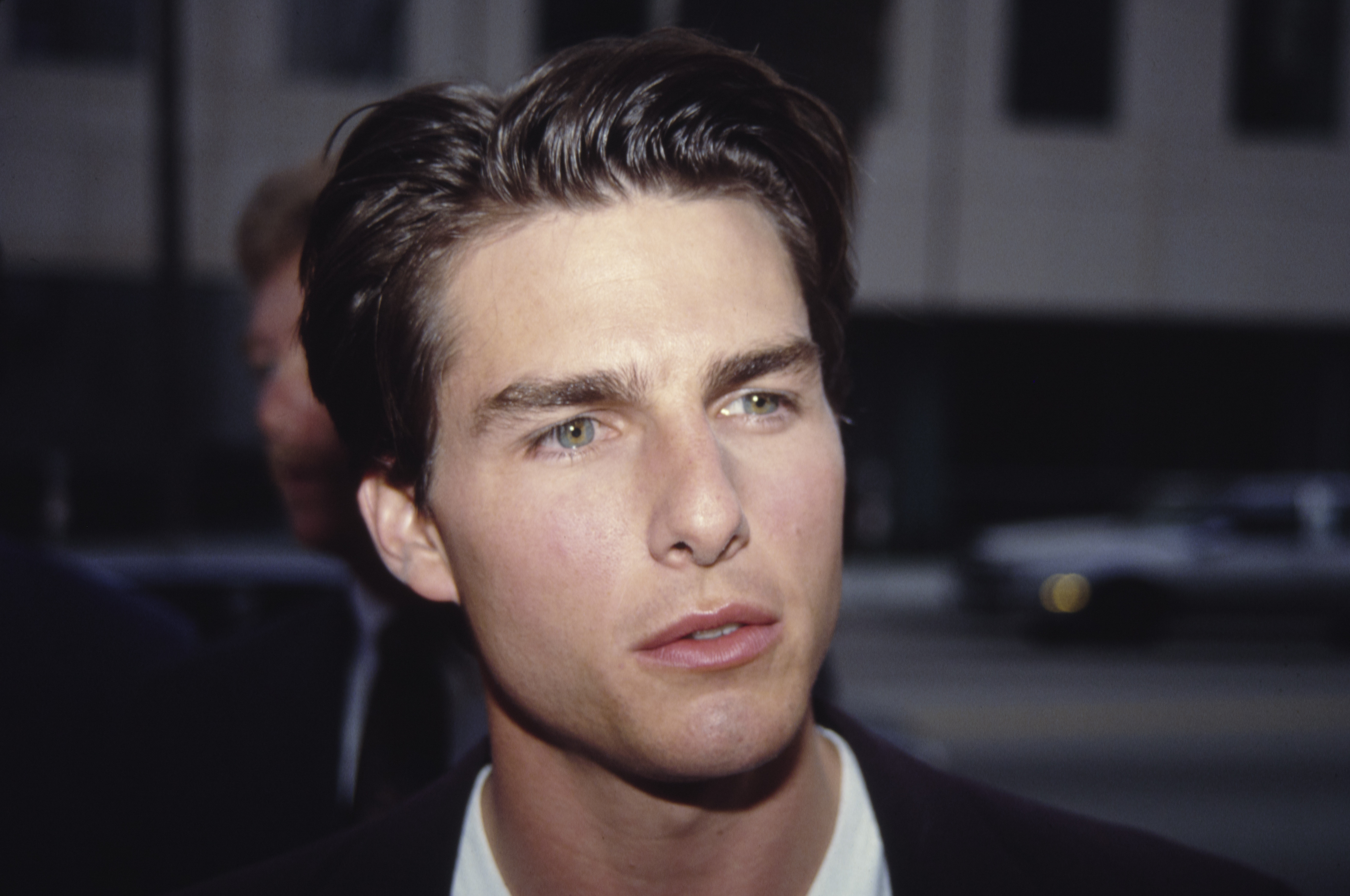 Tom Cruise asistiendo a un evento en la década de 1980. | Foto: Getty Images