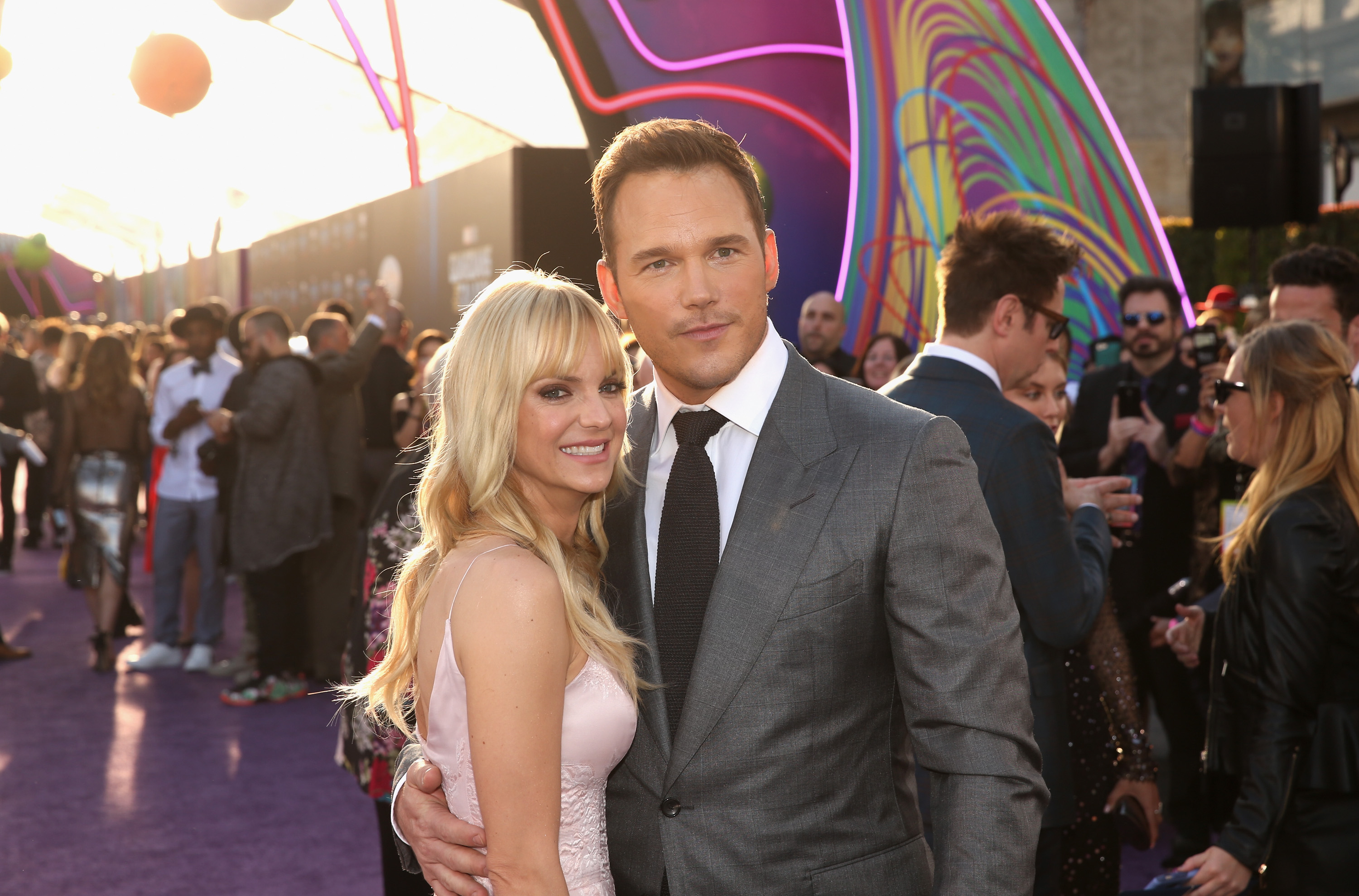 Anna Faris y Chris Pratt asistieron juntos al estreno de "Guardians of the Galaxy Vol. 2" en 2017, apenas unos meses antes de anunciar su separación en agosto. La pareja estaba casada desde 2009 y criaba a su hijo Jack. | Fuente: Getty Images