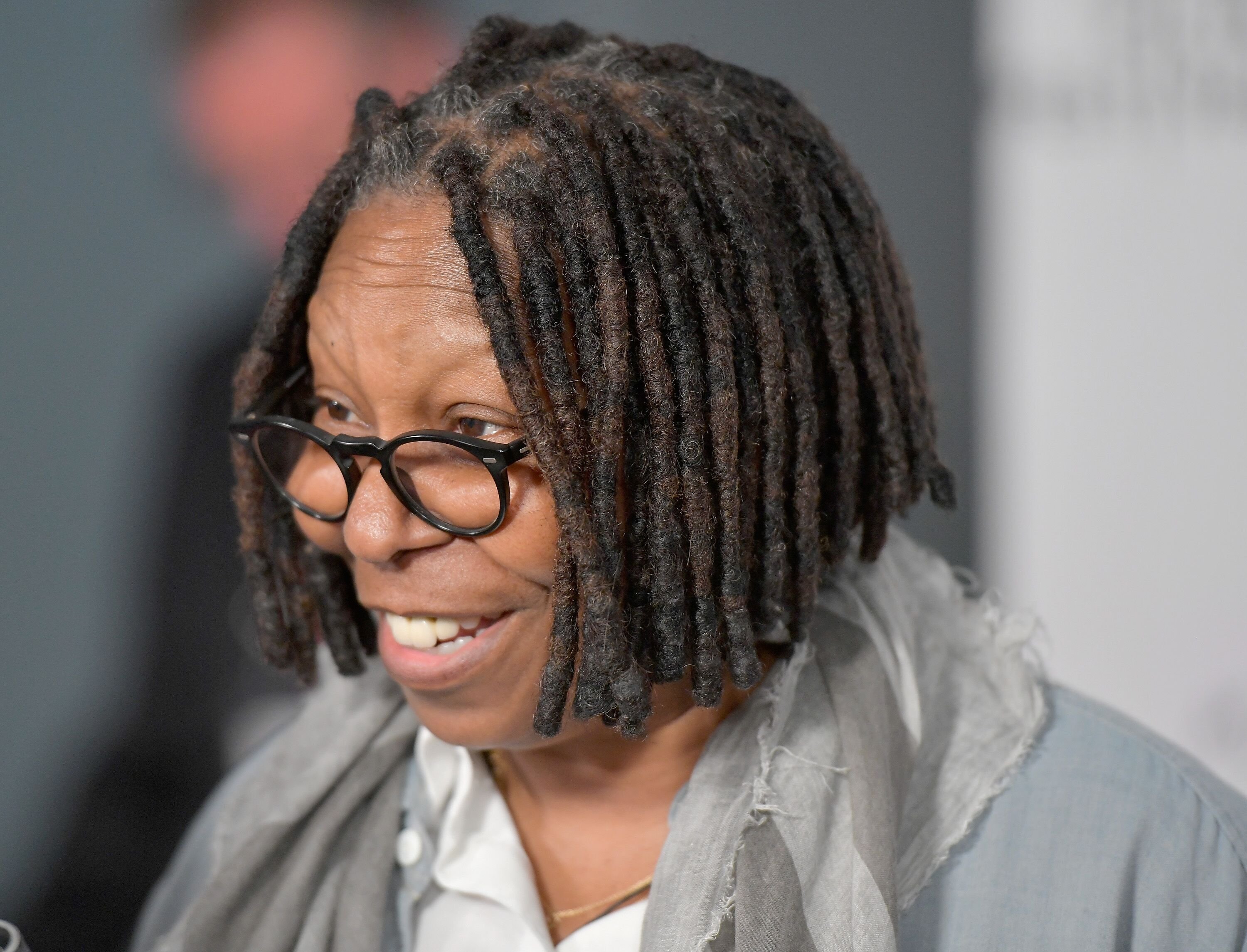 Whoopi Goldberg habla en Chicken Coupe durante Food Network & Cooking Channel New York City Wine & Food Festival. | Foto: Getty Images