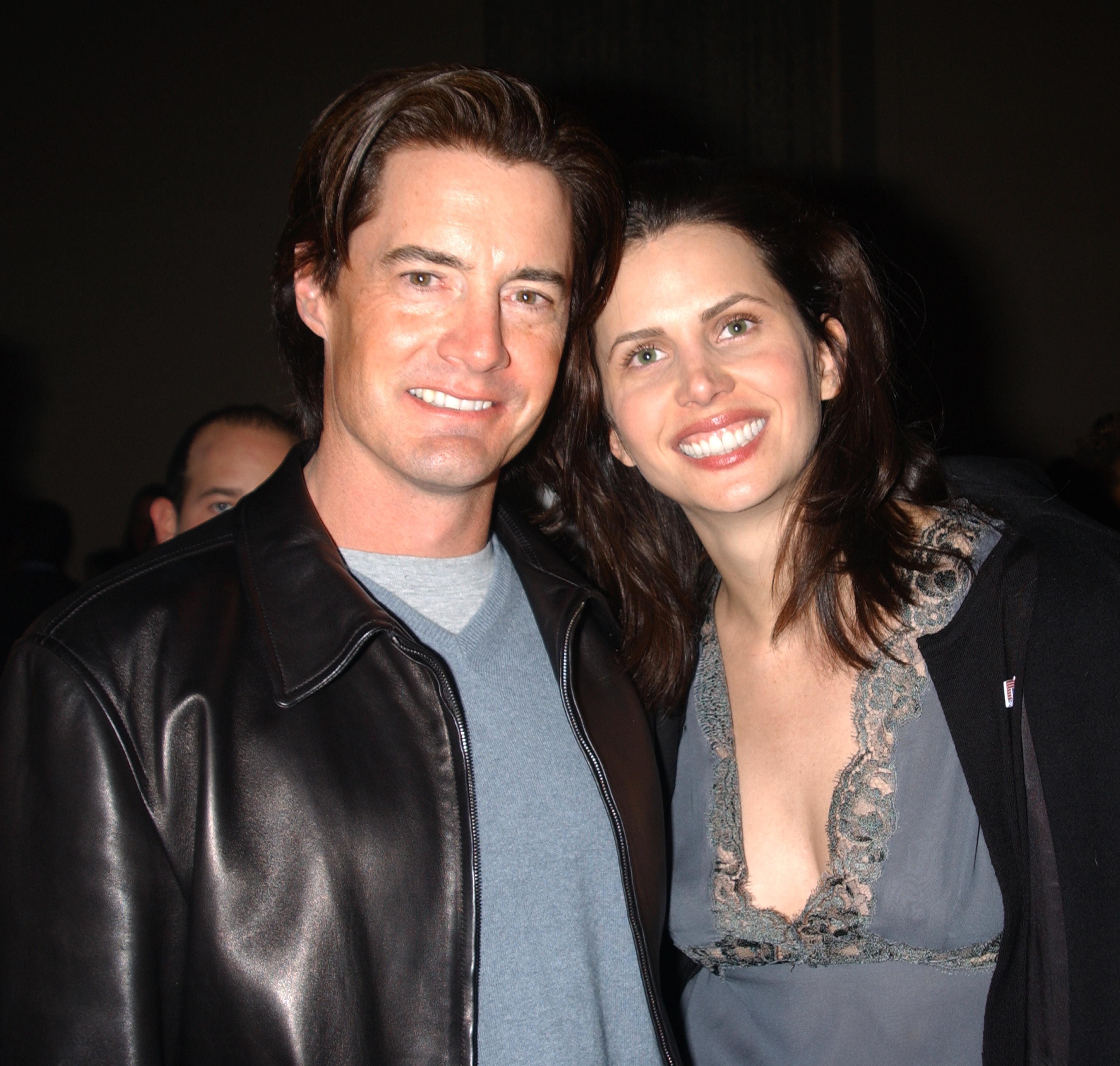 Kyle MacLachlan y Desiree Gruber en la fiesta del primer aniversario de la revista Gotham en 2002. | Fuente: Getty Images