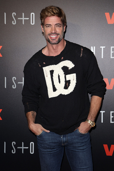 El actor William Levy asiste a la proyección especial en la alfombra roja de Miami para la serie original de ViX, MONTECRISTO, en Vix+ el 14 de abril de 2023 | Fuente: Getty Images