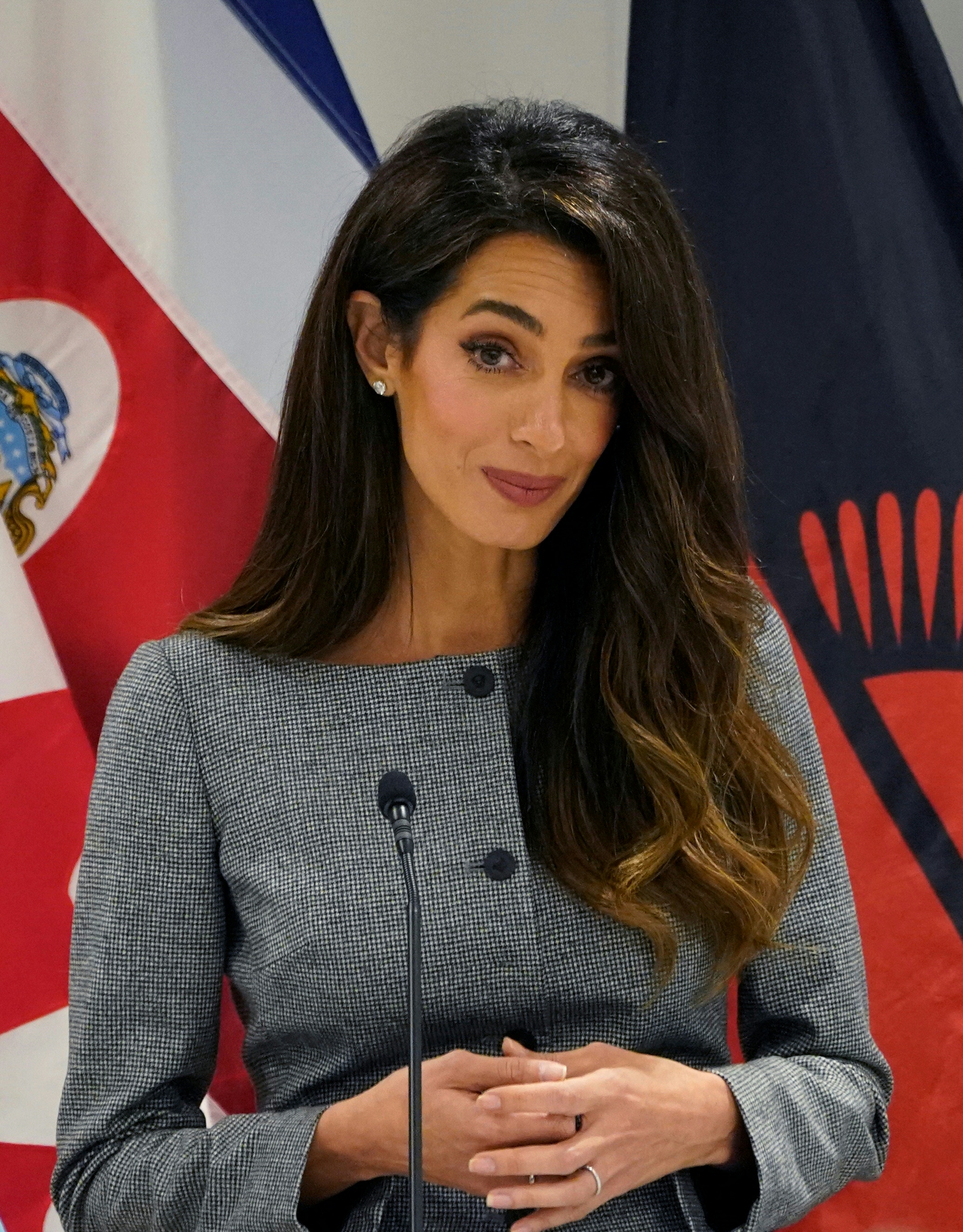 Amal Clooney interviene en el Diálogo de Alto Nivel sobre la Declaración contra la Detención Arbitraria en las Relaciones entre Estados el 20 de septiembre de 2023 | Fuente: Getty Images