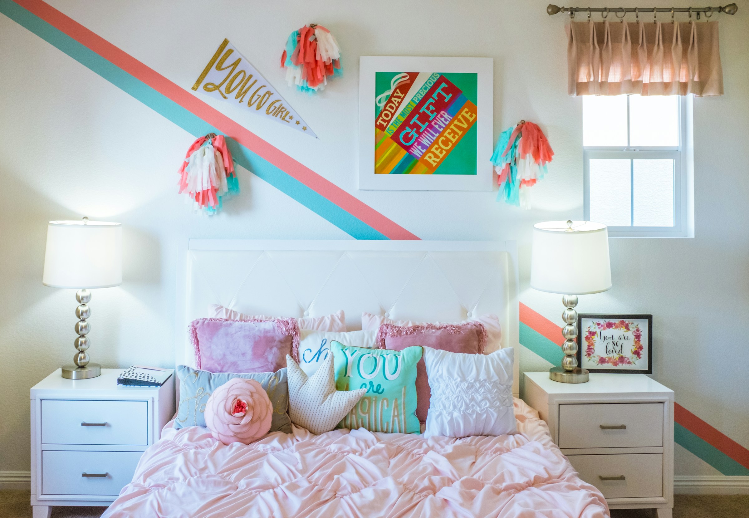 Dormitorio de una joven | Foto: Unsplash