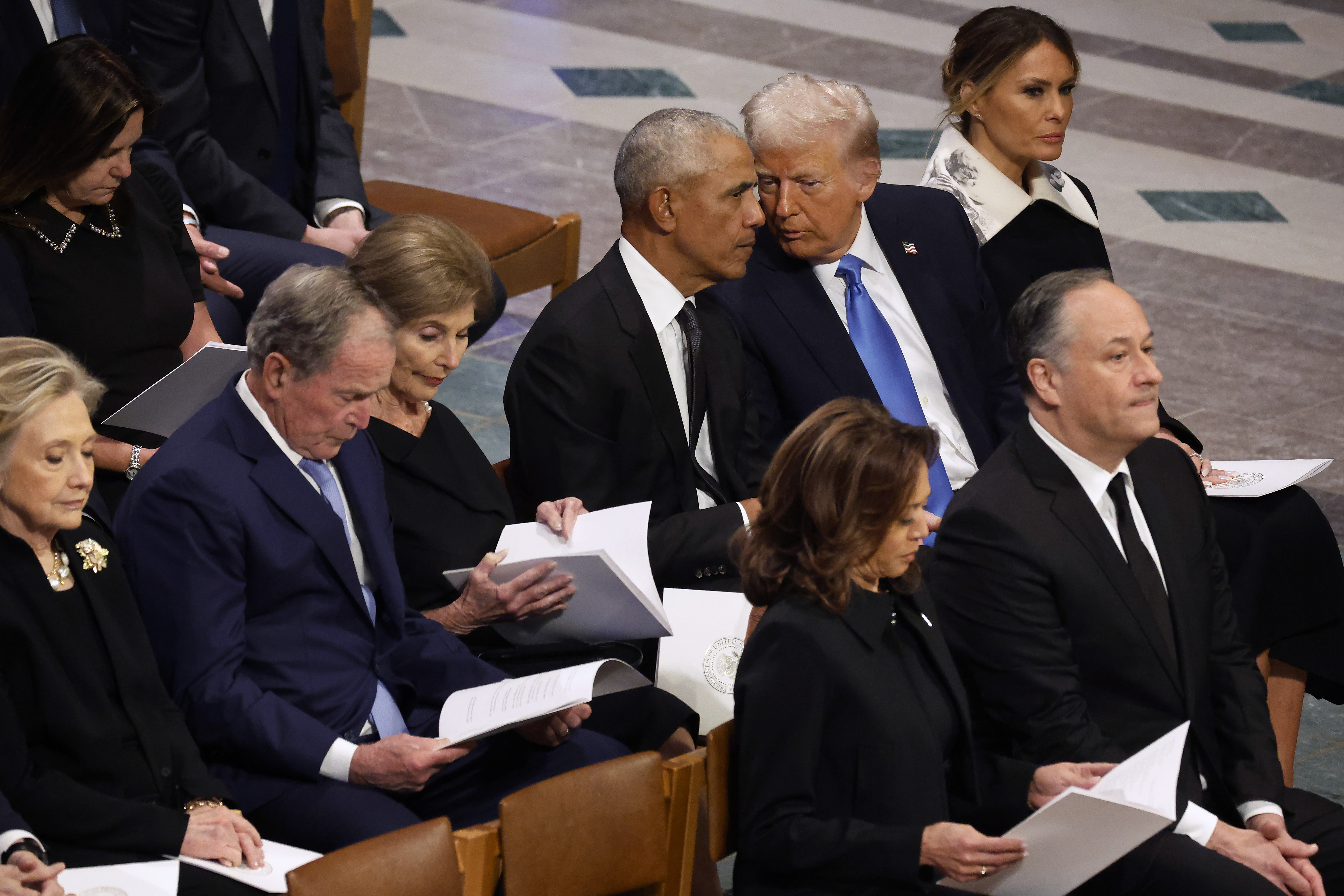 Barack Obama asistió al funeral del expresidente Jimmy Carter en Washington el 9 de enero de 2025, sin Michelle a su lado, una de esas ausencias muy sonadas que contribuyeron a avivar los rumores sobre su matrimonio. | Fuente: Getty Images