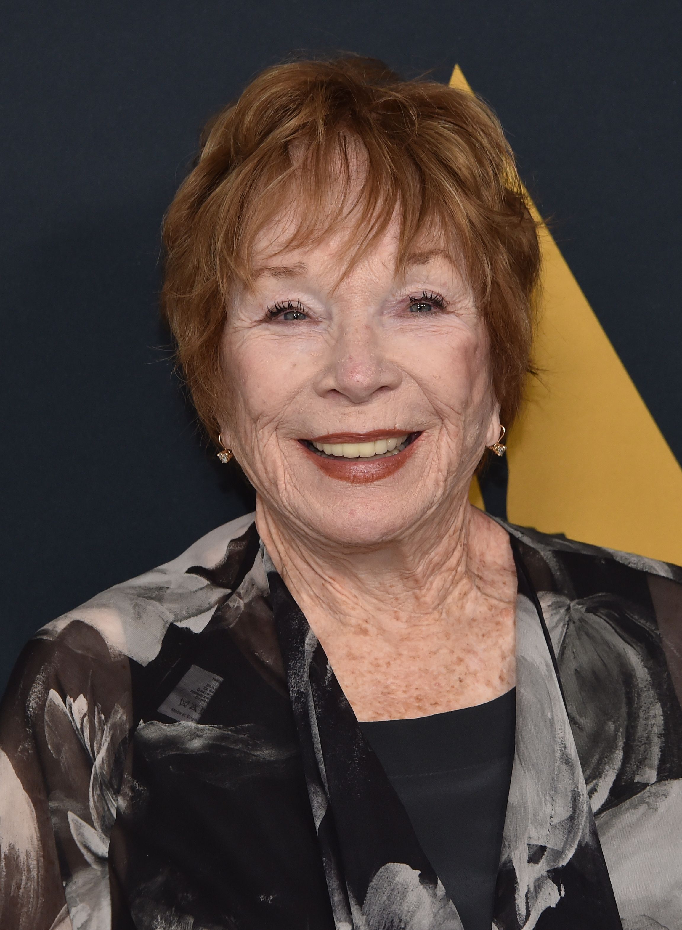 Shirley MacLaine llega para "The Choreography of Comedy: The Art of Eccentric Dance" el 5 de agosto de 2019, en Beverly Hills, California | Fuente: Getty Images