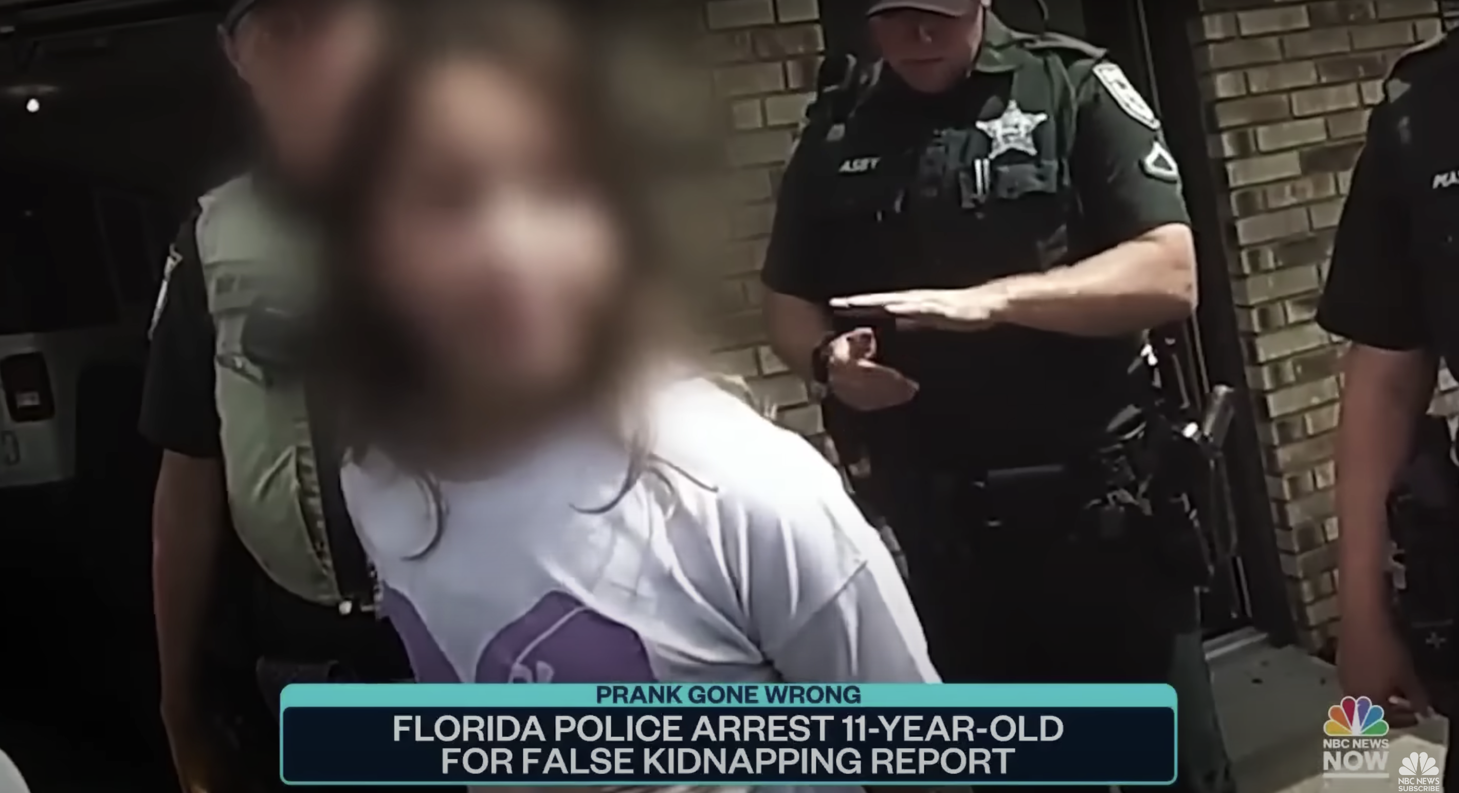 Un primer plano de la niña de Florida de 11 años que fue esposada fuera de su casa | Foto: youtube.com/NBC News