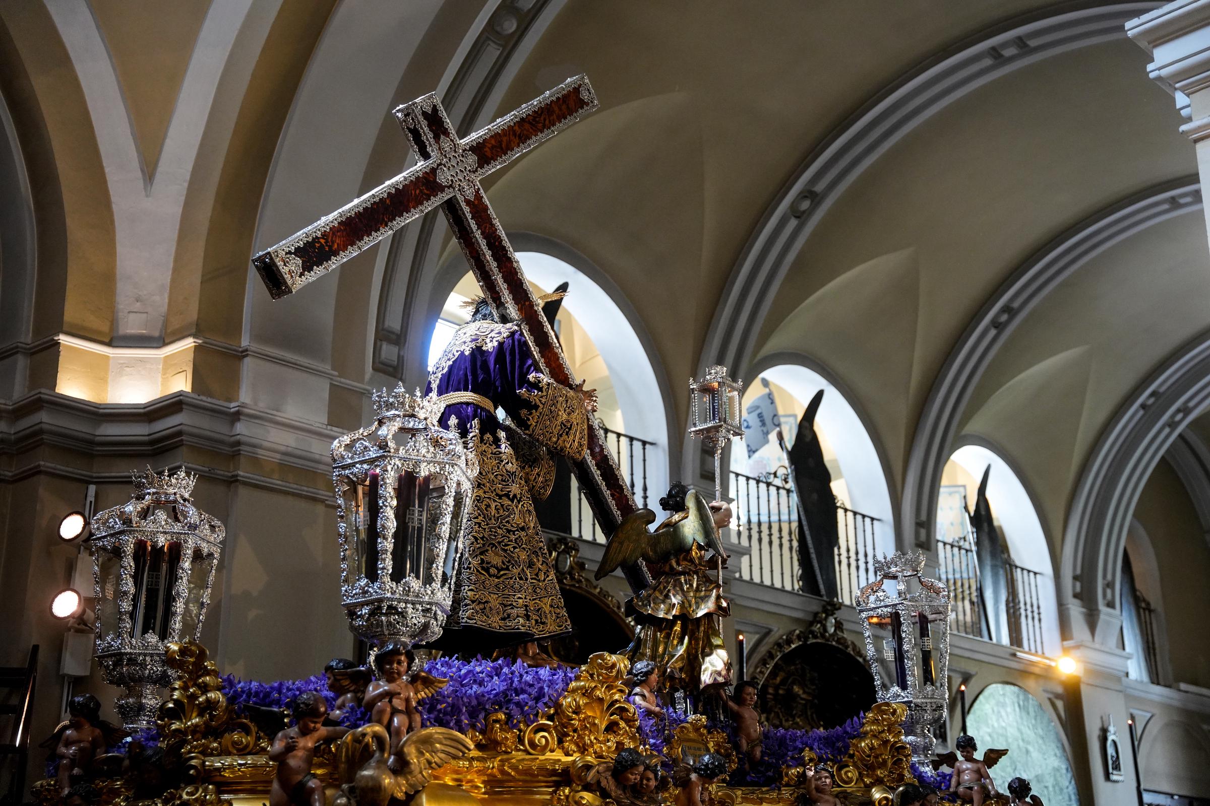 La Hermandad del Calvario en la mañana del Jueves Santo. 2 de abril de 2026 en Sevilla (Andalucía, España). | Fuente: Getty Images