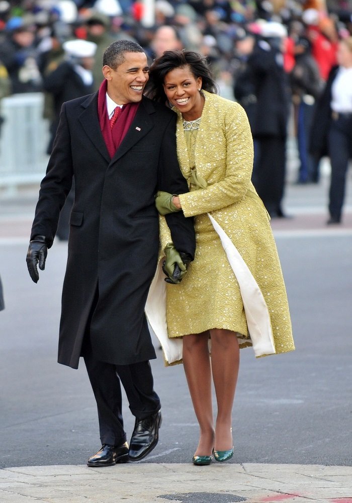 El ex presidente Barack Obama y la primera dama Michelle Obama en el Desfile Inaugural 2009 en Washington, DC. | Foto: Getty Images