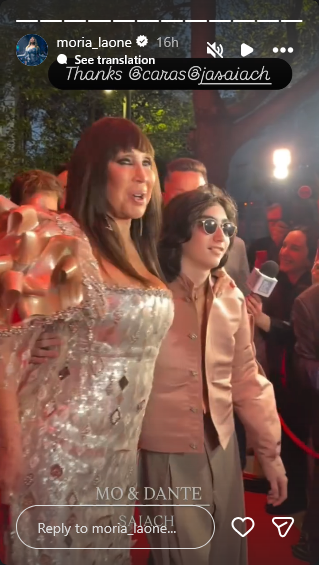 Moria Casán y su nieto Dante Della Paolera en la alfombra roja de la gala de CARAS Moda | Fuente: Instagram Stories/moria_laone