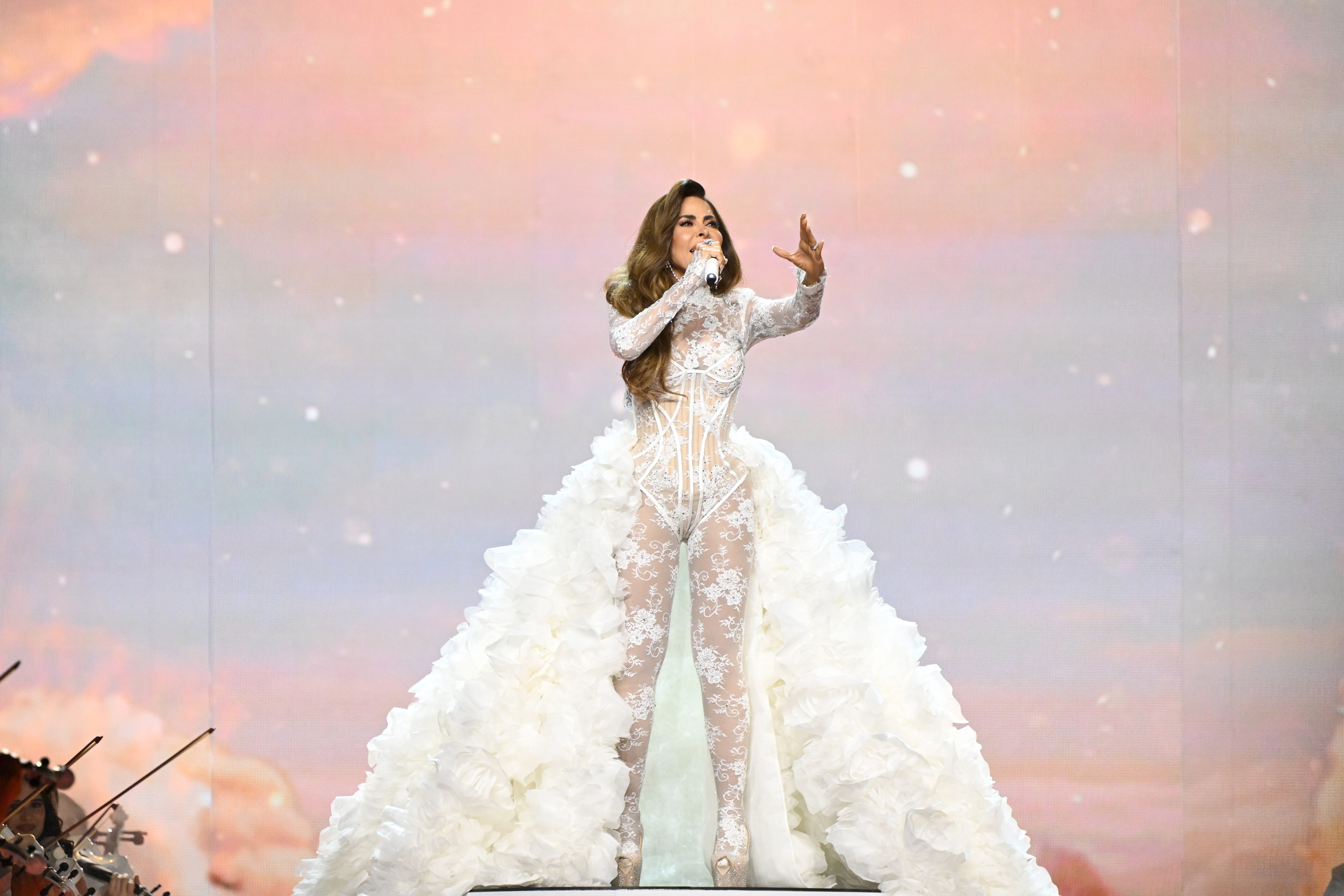 Gloria Trevi se presenta durante el 38° Premio Lo Nuestro de Univision en el Kaseya Center el 19 de febrero de 2026 en Miami, Florida. | Fuente: Getty Images