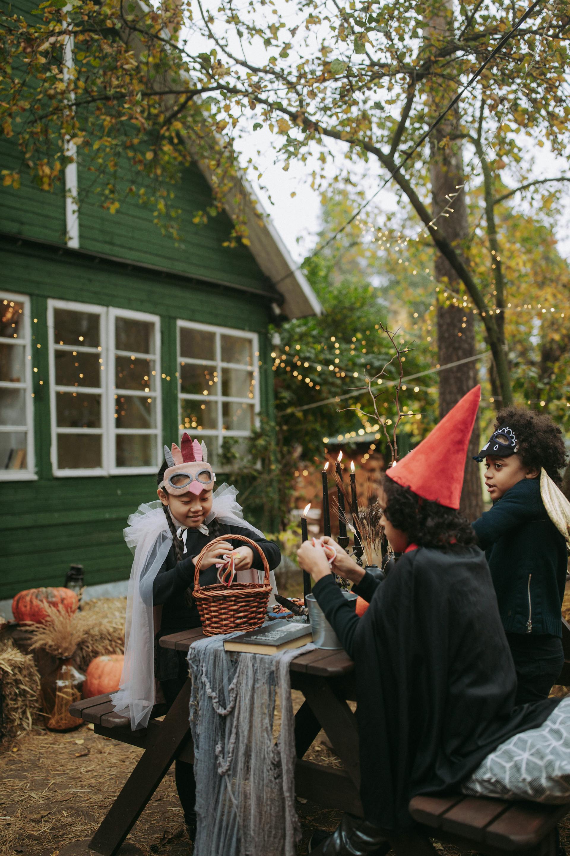 Niños disfrazados celebrando Halloween | Fuente: Pexels