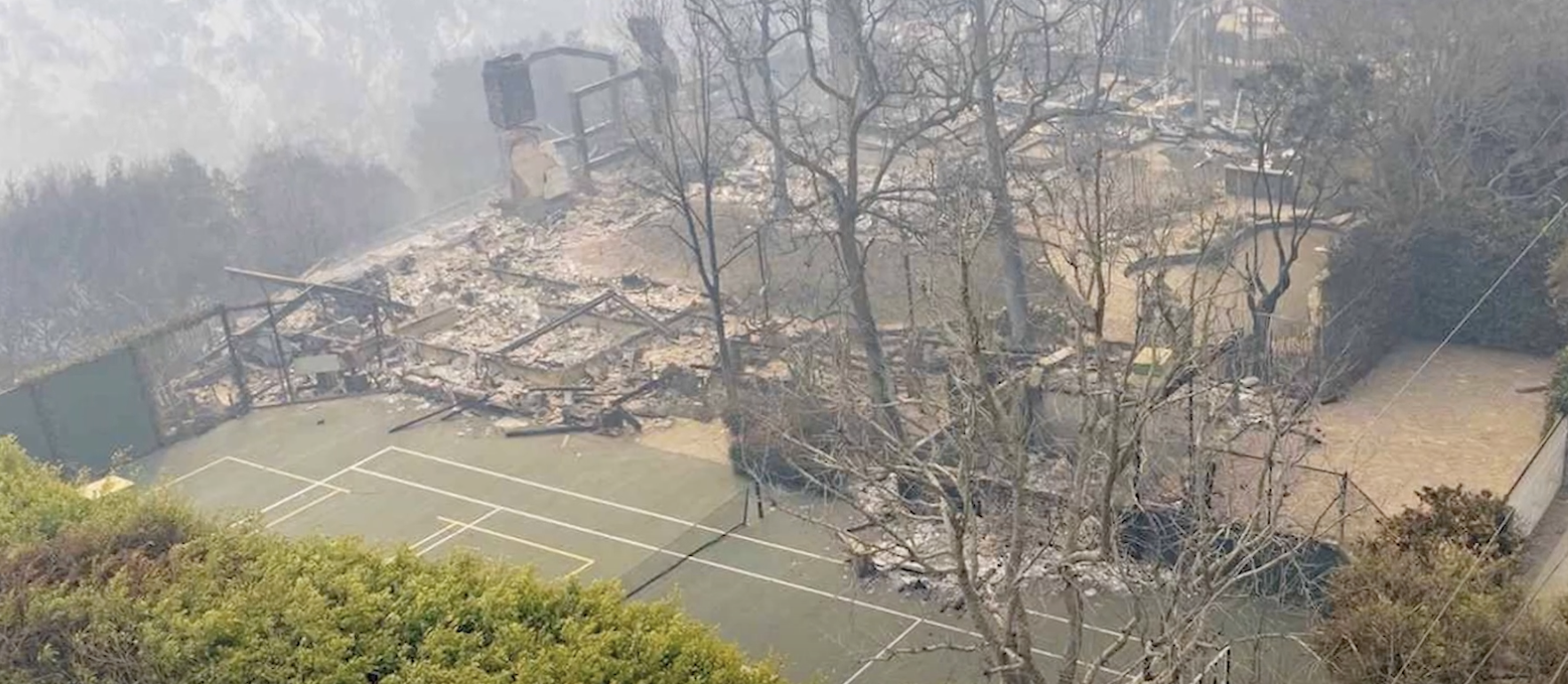 Imagen de una zona afectada por los incendios forestales en Los Ángeles, fechada el 9 de enero de 2025 | Fuente: YouTube/@theexpresstribune