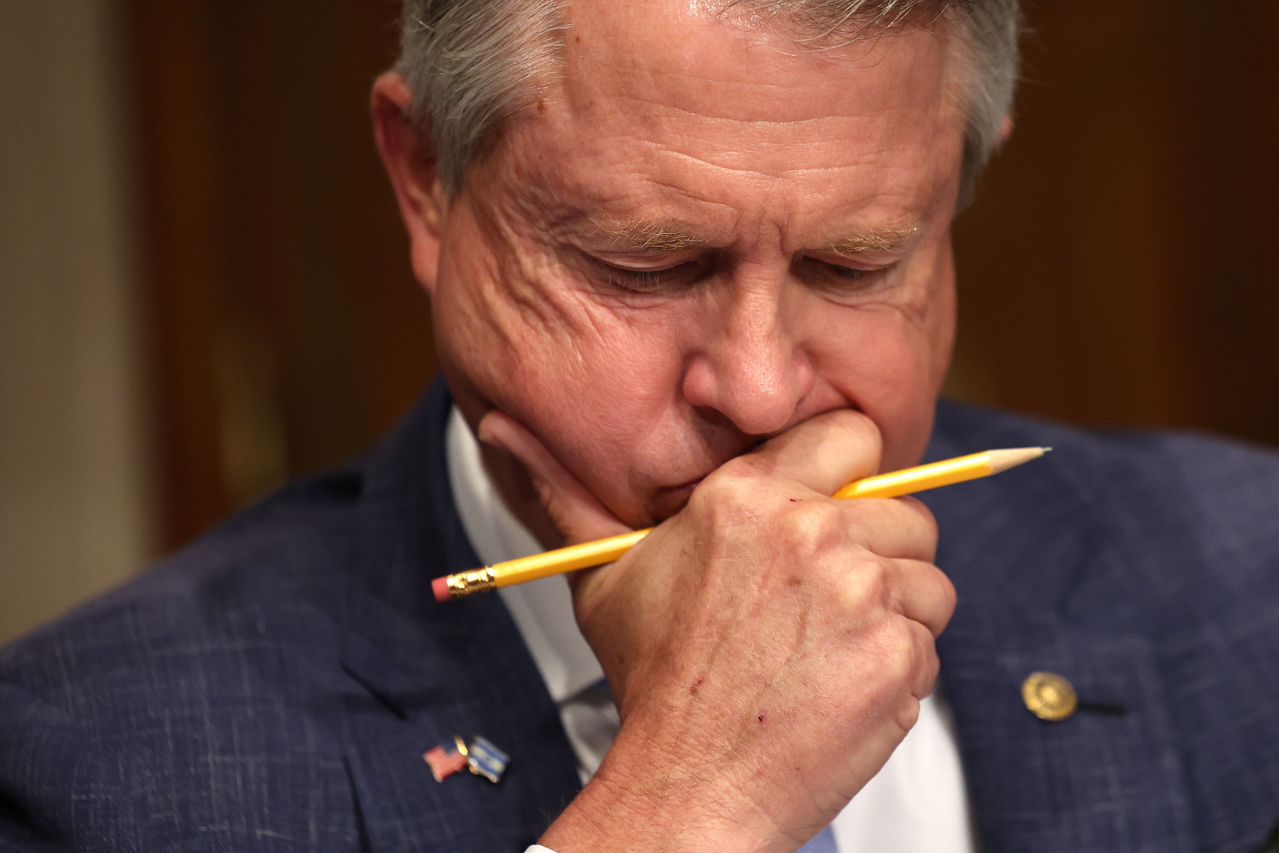 Roger Marshall en la audiencia de confirmación de Monica Bertagnolli ante la Comisión de Sanidad, Educación, Trabajo y Pensiones del Senado, en Washington D.C., el 18 de octubre de 2023. | Fuente: Getty Images