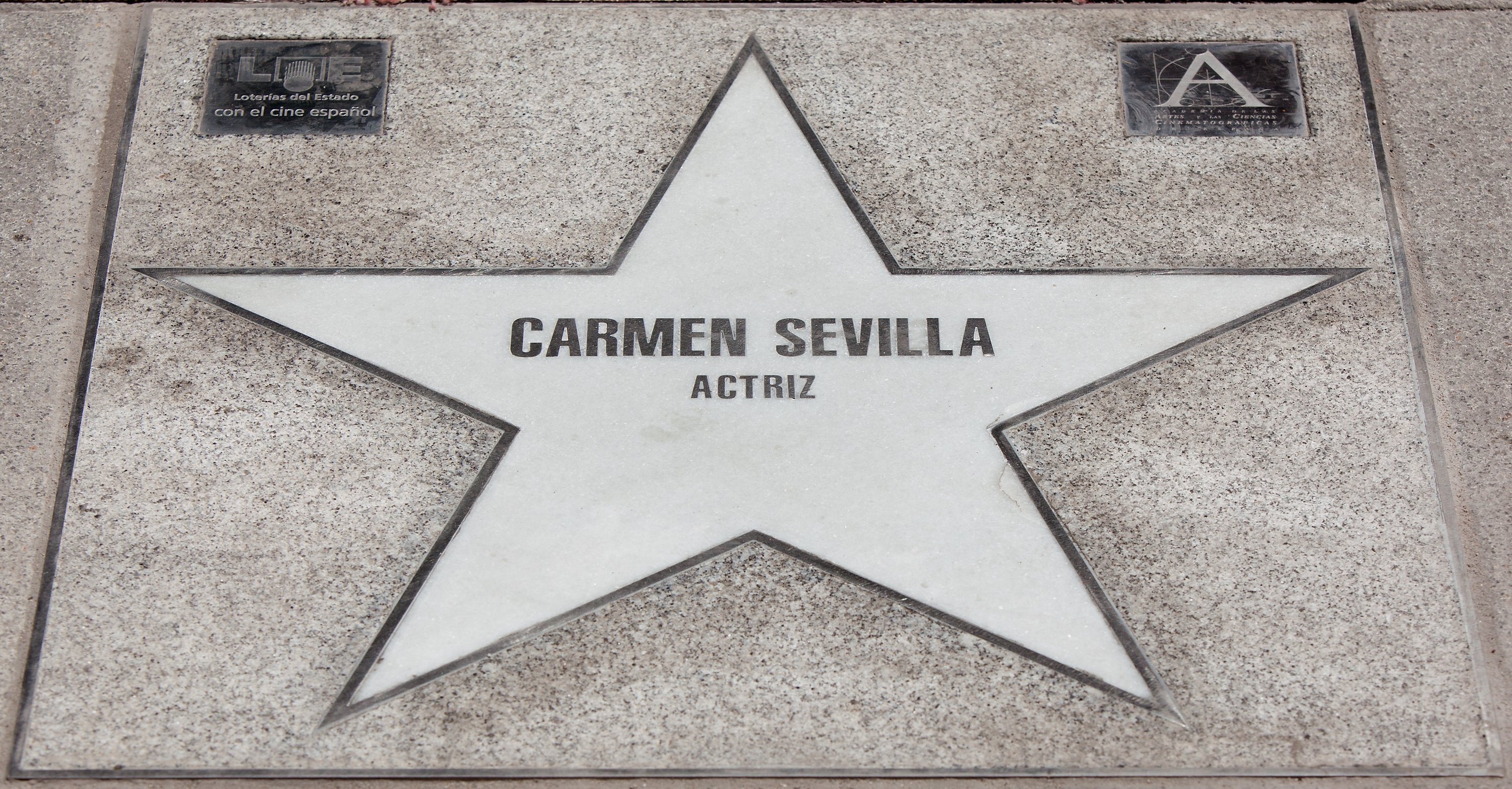 Estrella de Carmen Sevilla en el Paseo de la Fama de Madrid || Fuente: Getty Images