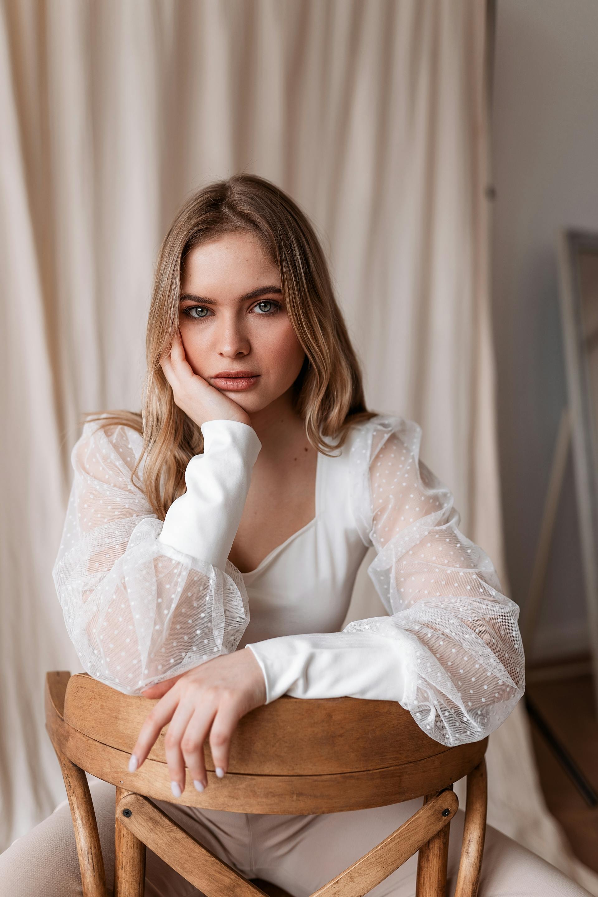 Una mujer hablando con alguien | Fuente: Pexels