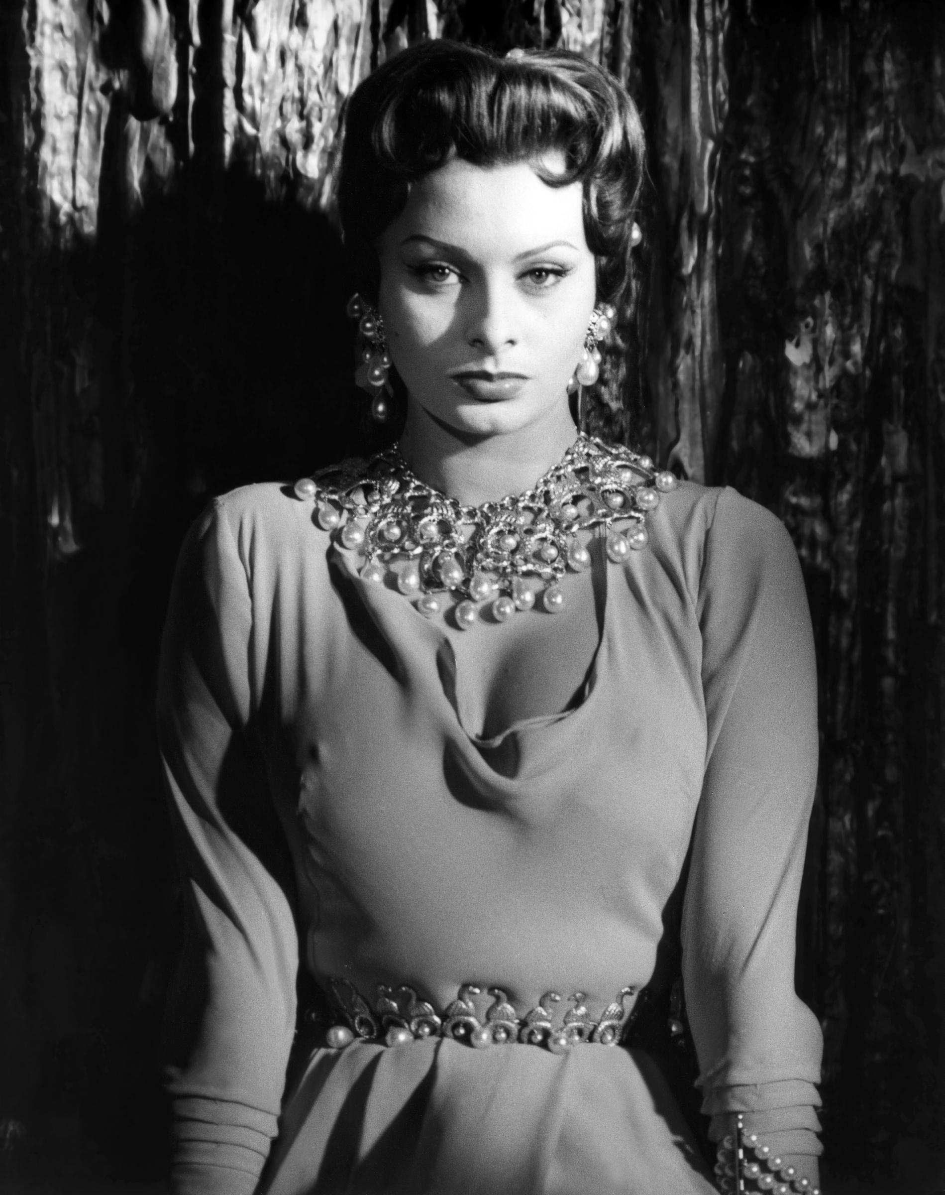 Sophia Loren en el set de "Atila".