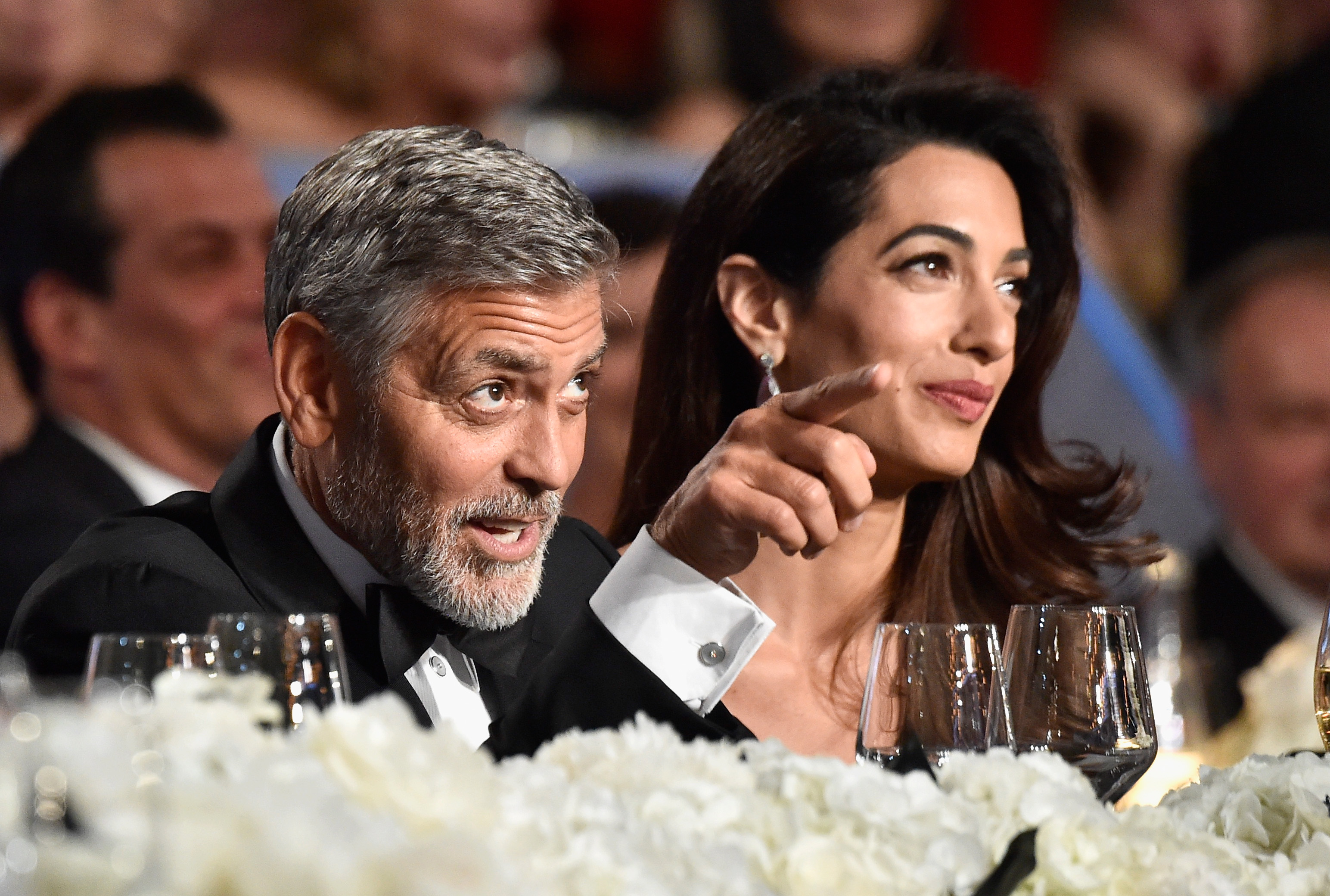 George Clooney y Amal Clooney asisten a la 46ª gala de premios Life Achievement del American Film Institute en homenaje a George Clooney en el Dolby Theatre el 7 de junio de 2018 en Hollywood, California | Foto: Getty Images