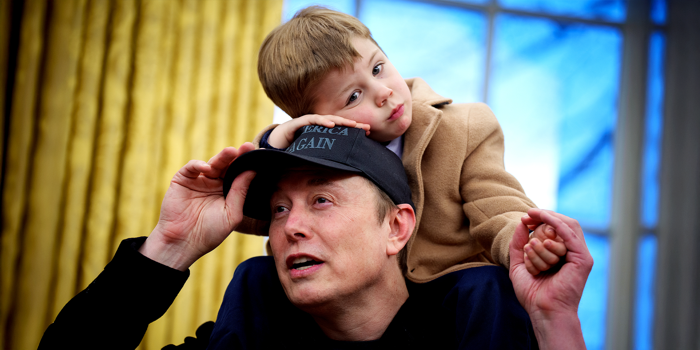 Elon Musk y su hijo | Fuente: Getty Images