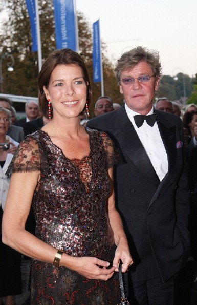 Caroline de Mónaco y su esposo Ernst August de Hannover en la entrega del "Premio de música Herbert Karajan" en octubre de 2017. | Foto: Getty Images