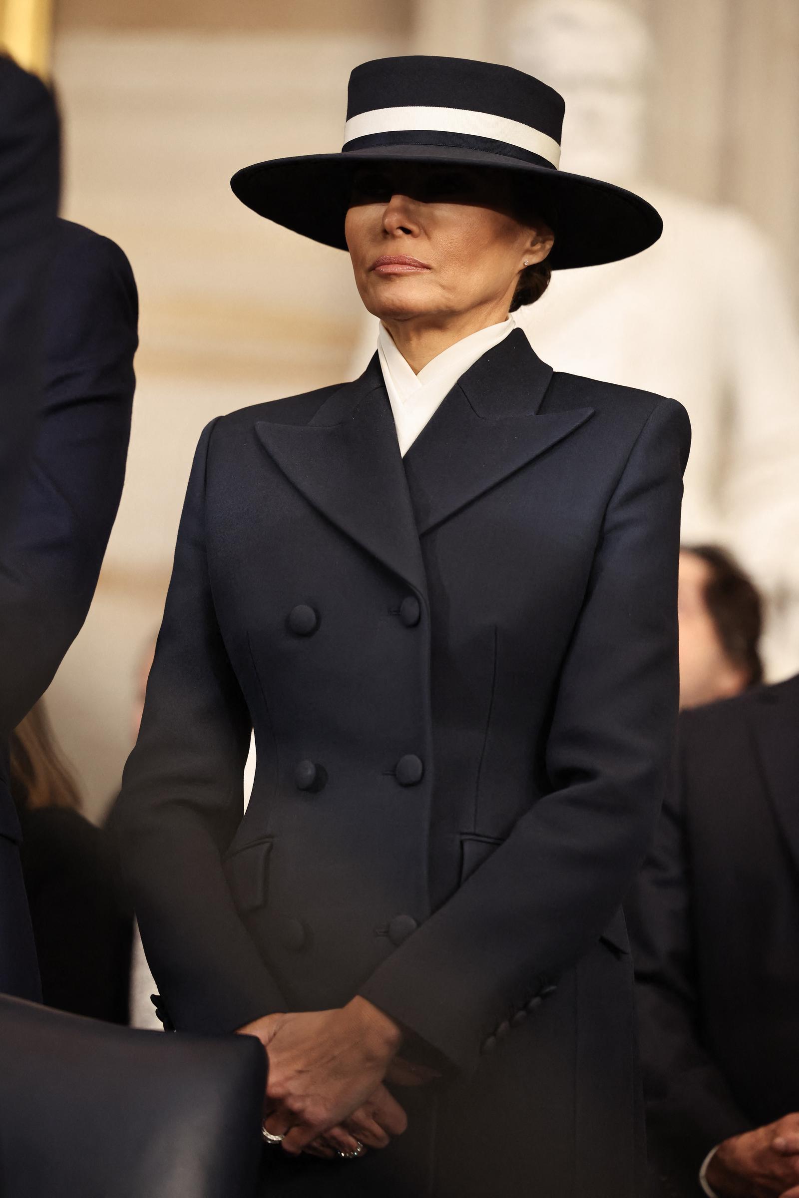 La Primera Dama Melania Trump en la toma de posesión del Presidente Donald Trump como 47º Presidente de los Estados Unidos en Washington, DC, el 20 de enero de 2025. | Fuente: Getty Images