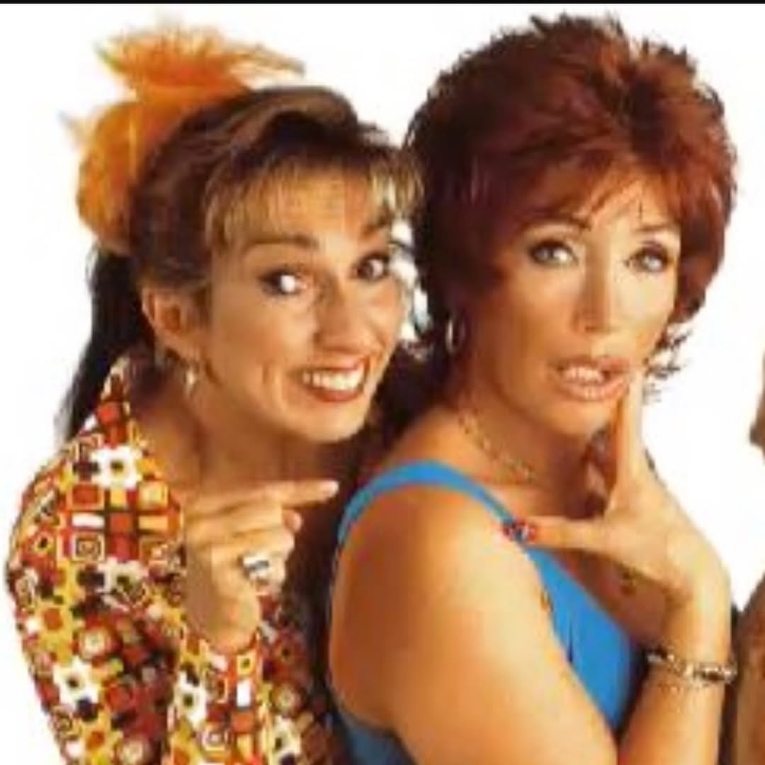 Georgina Barbarossa y Moria Casán en 1987 | Fuente: Instagram/geobarbarossa