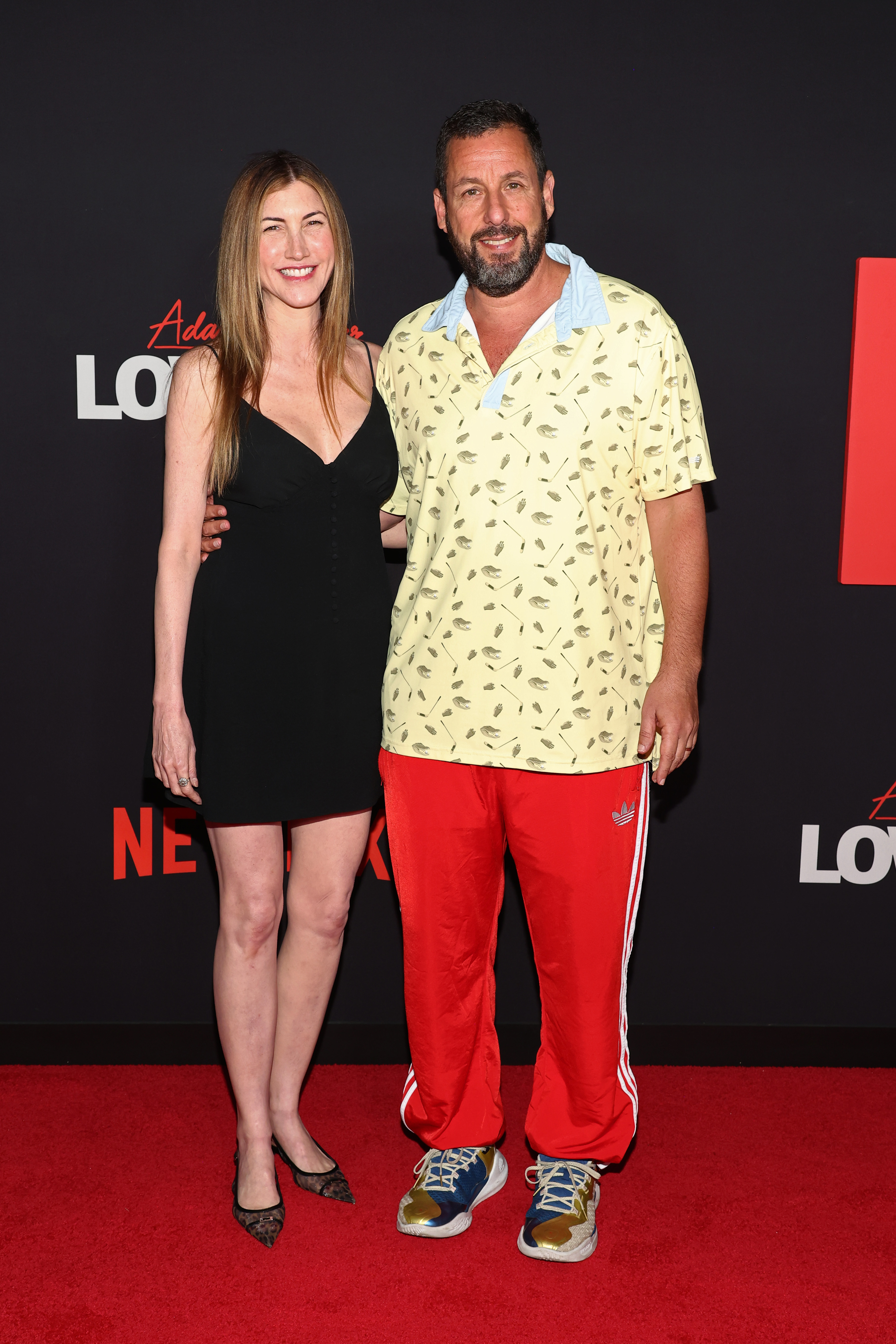 Jackie y Adam Sandler en la proyección especial de "Adam Sandler: Love You" en Nueva York el 20 de agosto de 2024 | Fuente: Getty Images