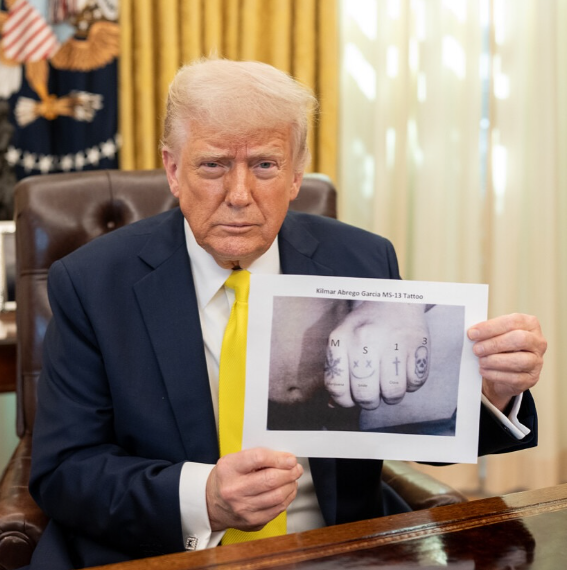 Donald Trump fotografiado en la Casa Blanca, en abril de 2025 | Fuente: Instagram/therealdonaldtrump