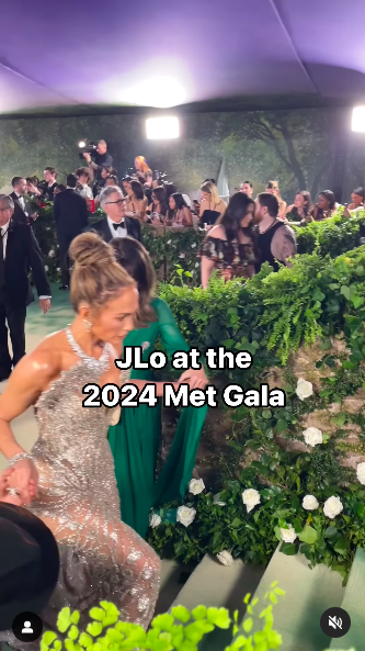 Jennifer Lopez en la Gala Met de este año, publicada el 9 de mayo de 2024 | Fuente: Instagram/heyitsanika