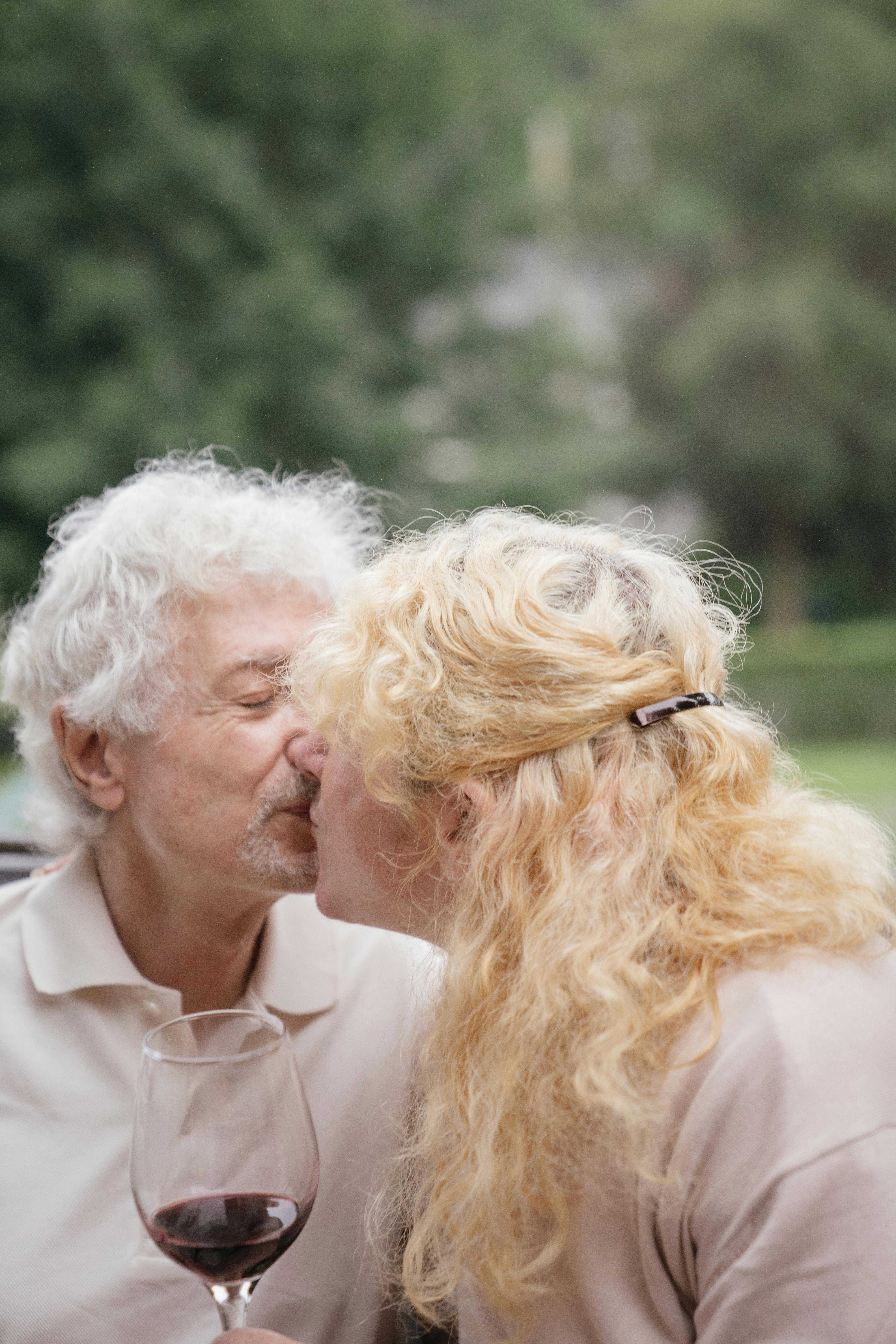 Una pareja de ancianos | Fuente: Pexels