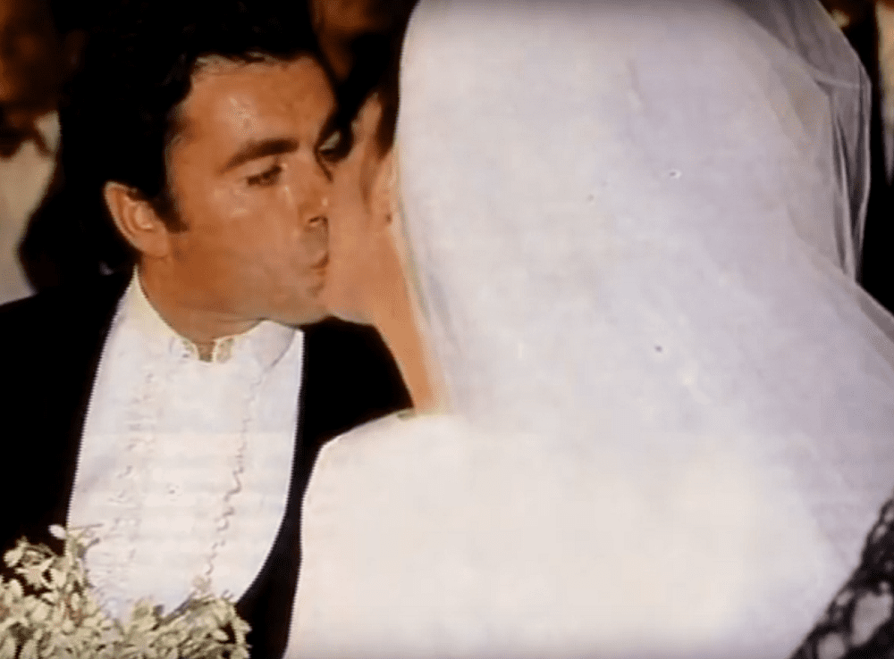 Isabel Pantoja y el torero Francisco Rivera, 'Paquirri', en Sevilla, durante su boda, el 30 de abril de 1983, en Sevilla. | Imagen: YouTube/jose bargues cebria