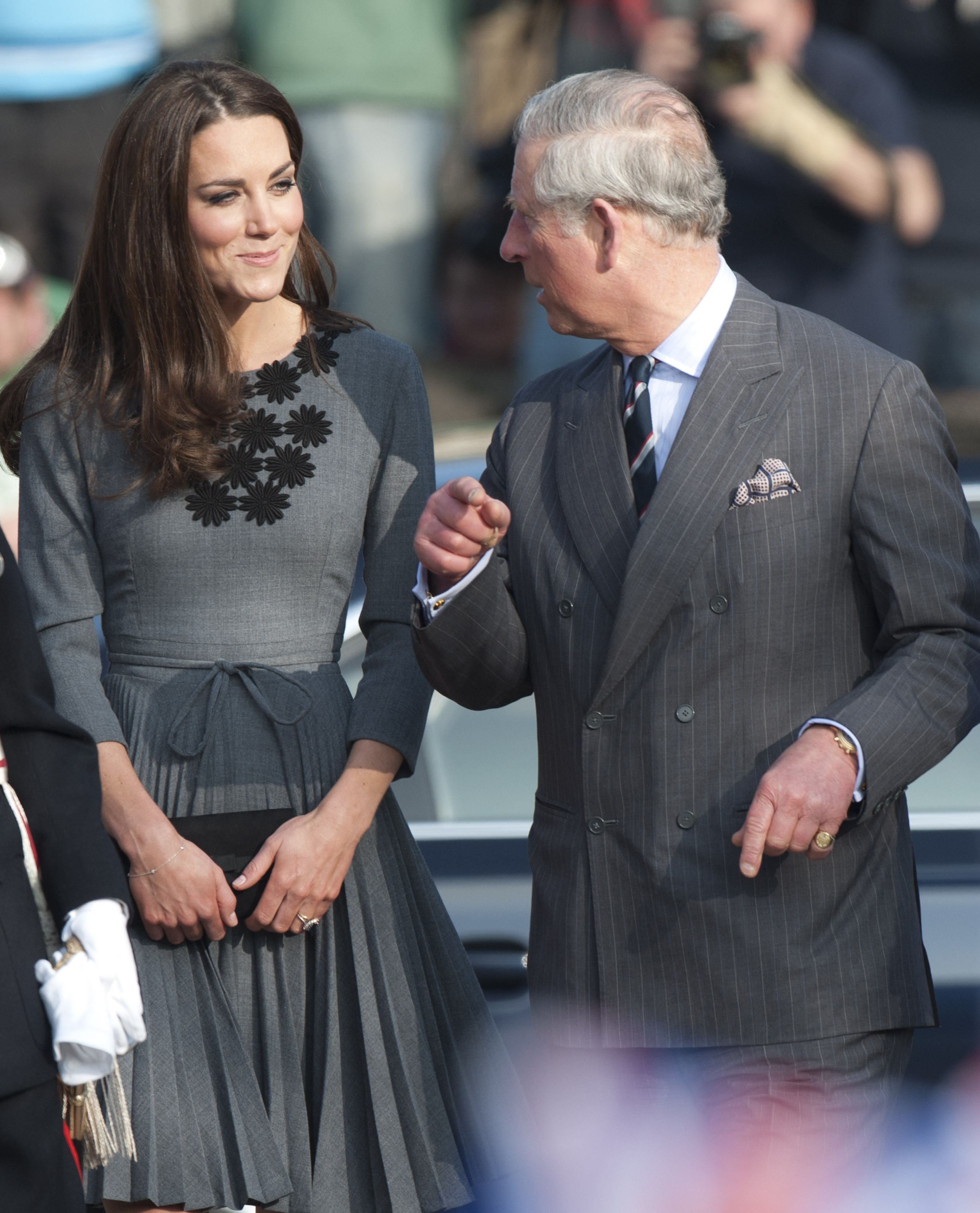 El rey Charles y Kate Middleton visitan la Dulwich Picture Gallery en Dulwich Village, Londres, durante su visita real a la Fundación para los Niños y las Artes | Foto: Getty Images