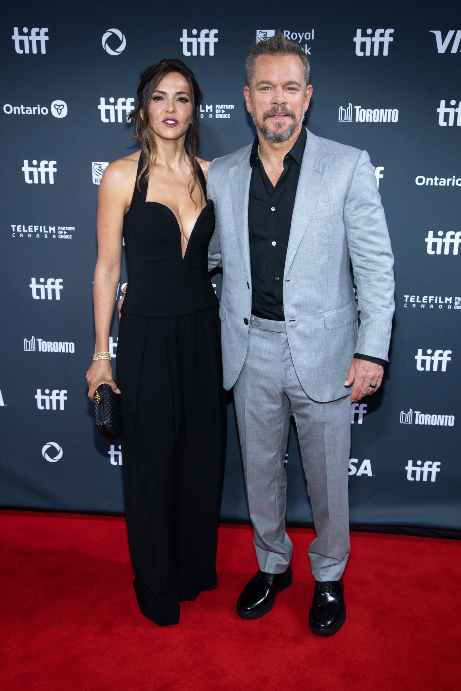 Luciana Barroso y Matt Damon en el estreno de "Unstoppable" durante el TIFF 2024 en Toronto, Canadá, el 6 de septiembre de 2024 | Fuente: Getty Images