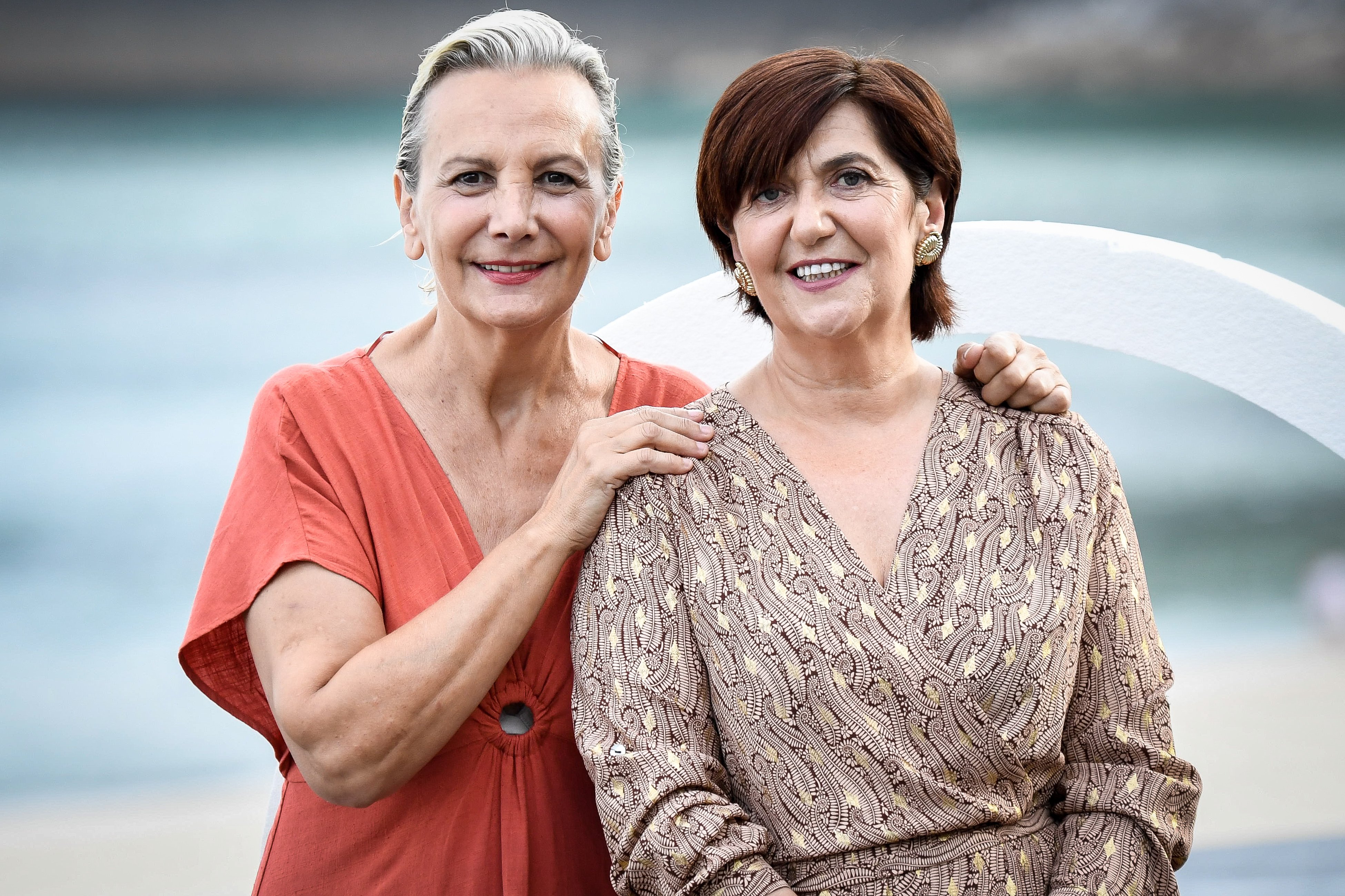 Elena Irureta y Ane Gabarain en el Festival de Cine de San Sebastián en septiembre de 2020 | Foto: Getty Images